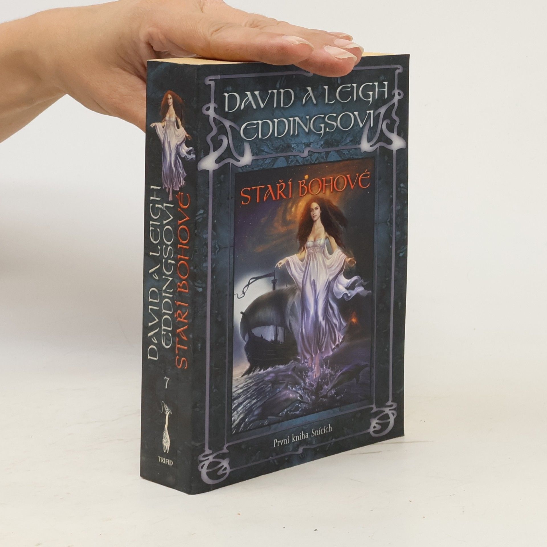 David Eddings Staří bohové. První kniha Snících
