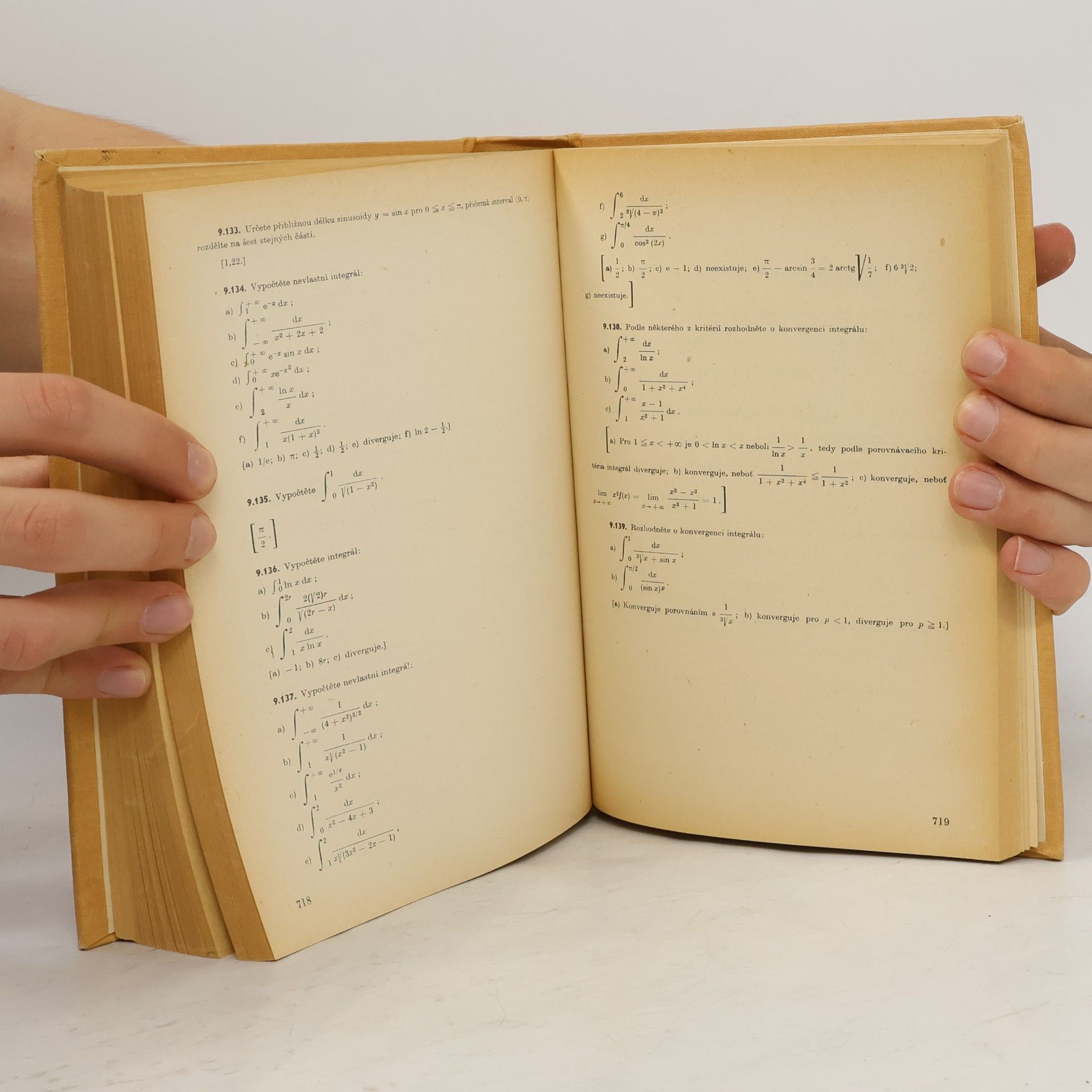 Autores varios Sbírka řešených příkladů z matematiky