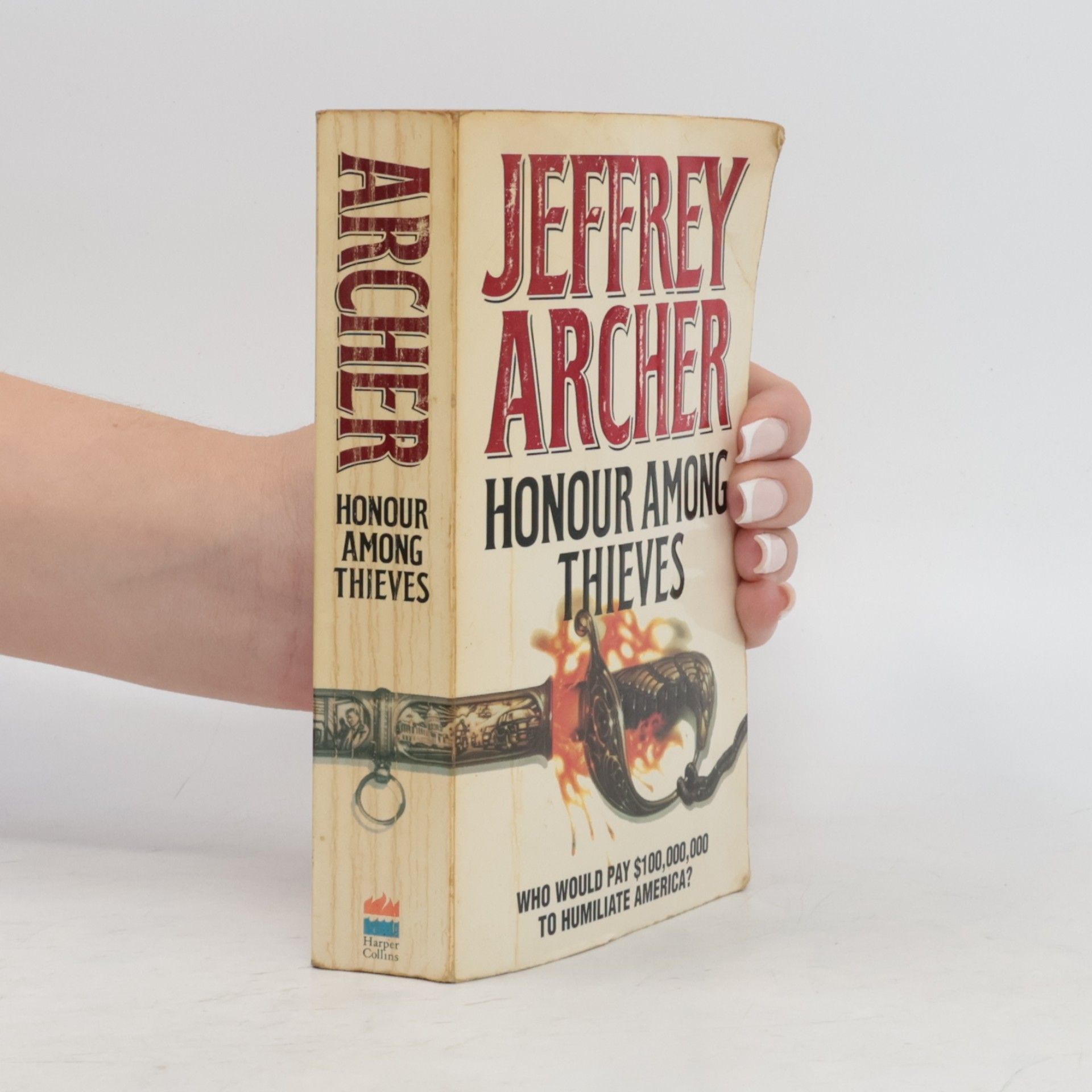 Jeffrey Archer Honour Among Thieves