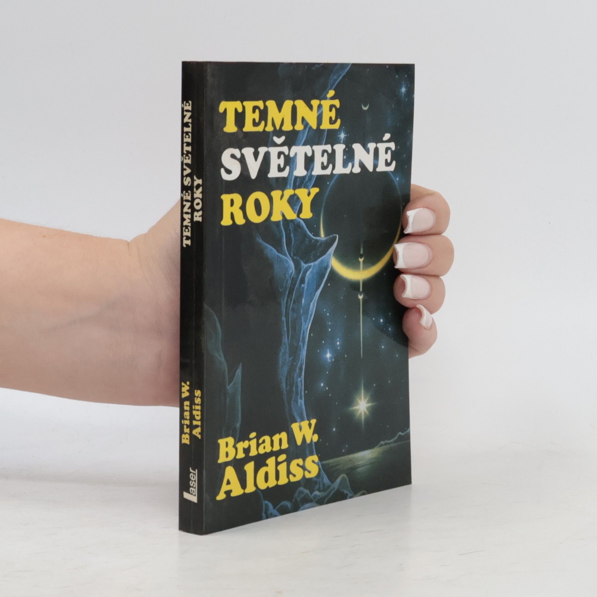 Brian Wilson Aldiss Temné světelné roky
