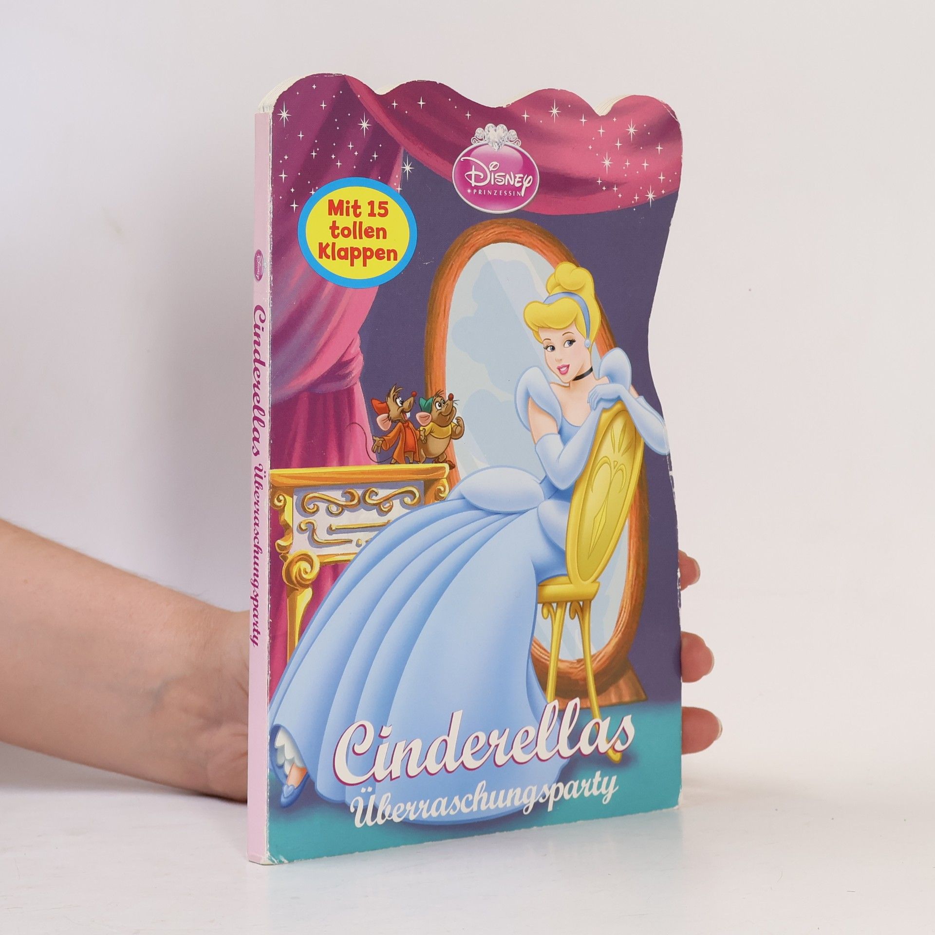 Jami Elder Cinderellas. Überraschungsparty
