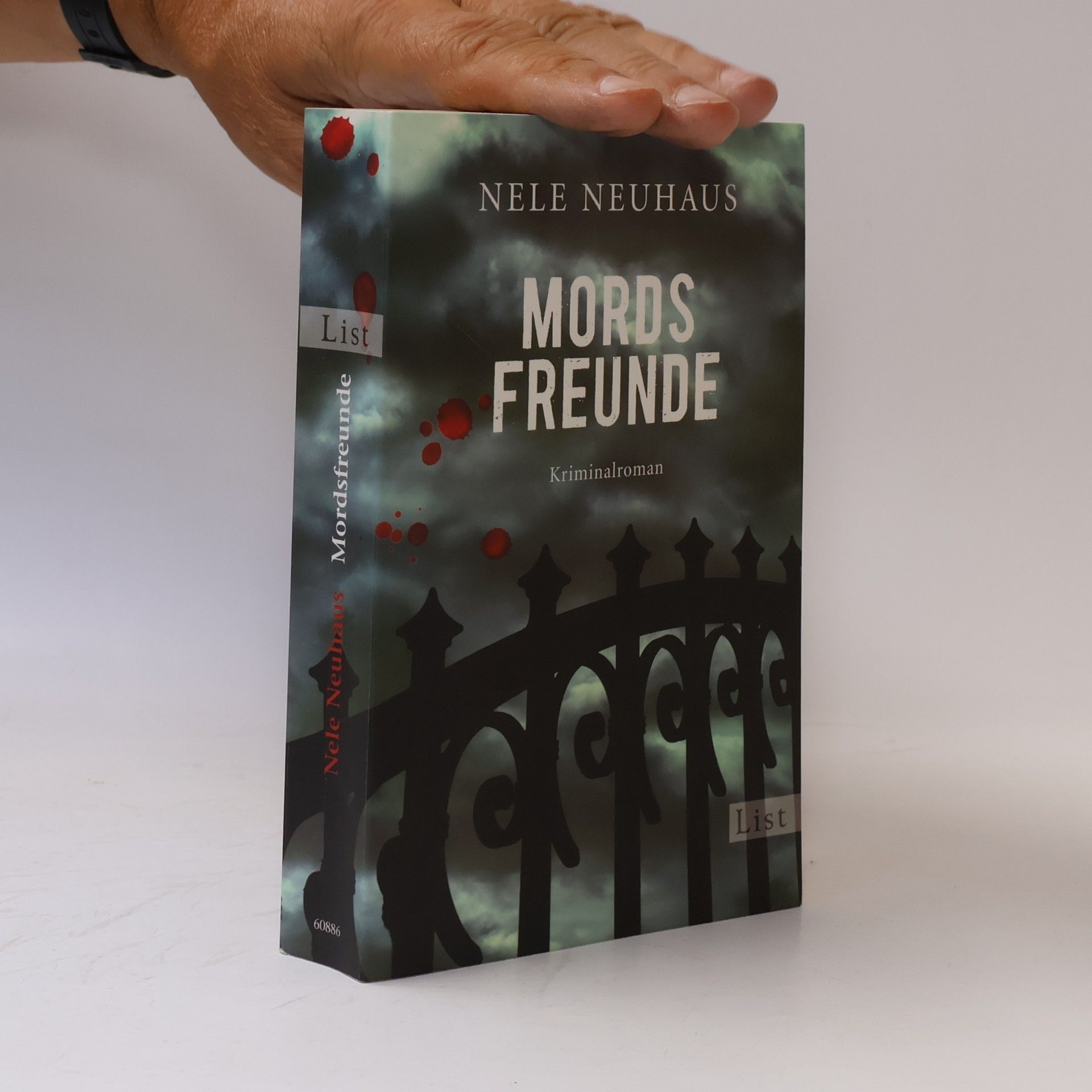 Nele Neuhaus Mordsfreunde