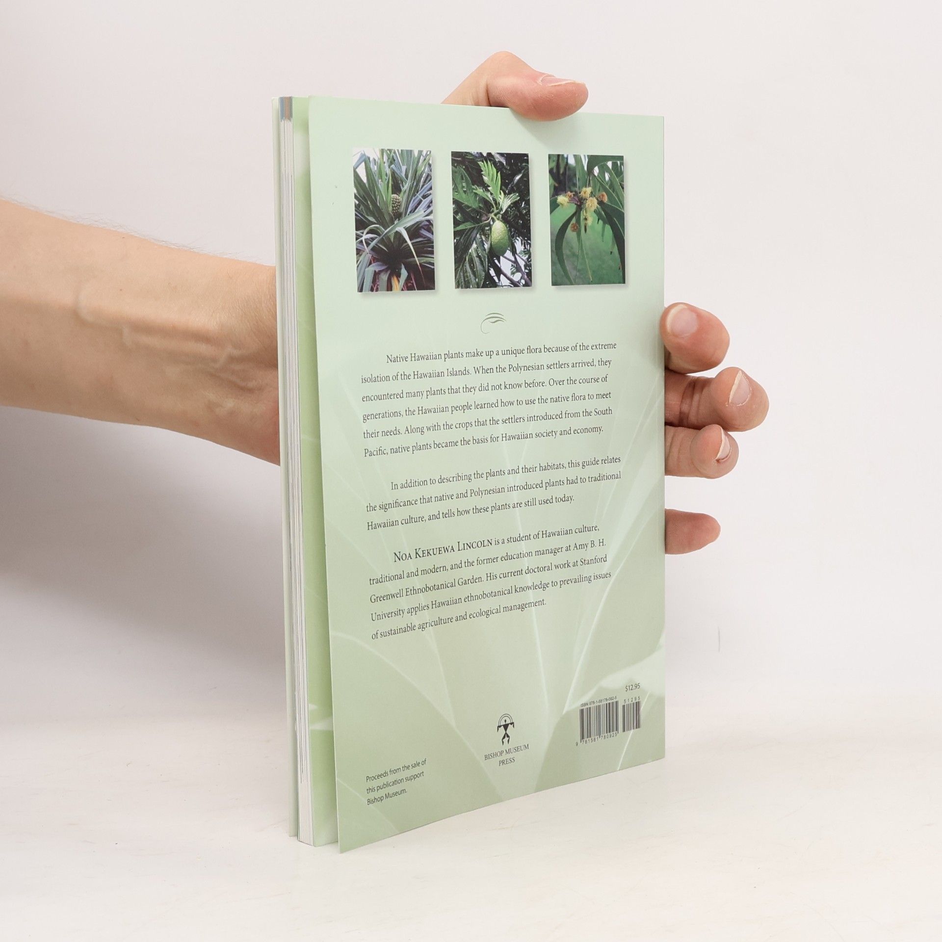 Peter Van Dyke Amy Greenwell Garden Ethnobotanical Guide to Native Hawaiian Plants & Polynesian-Introduced Plants