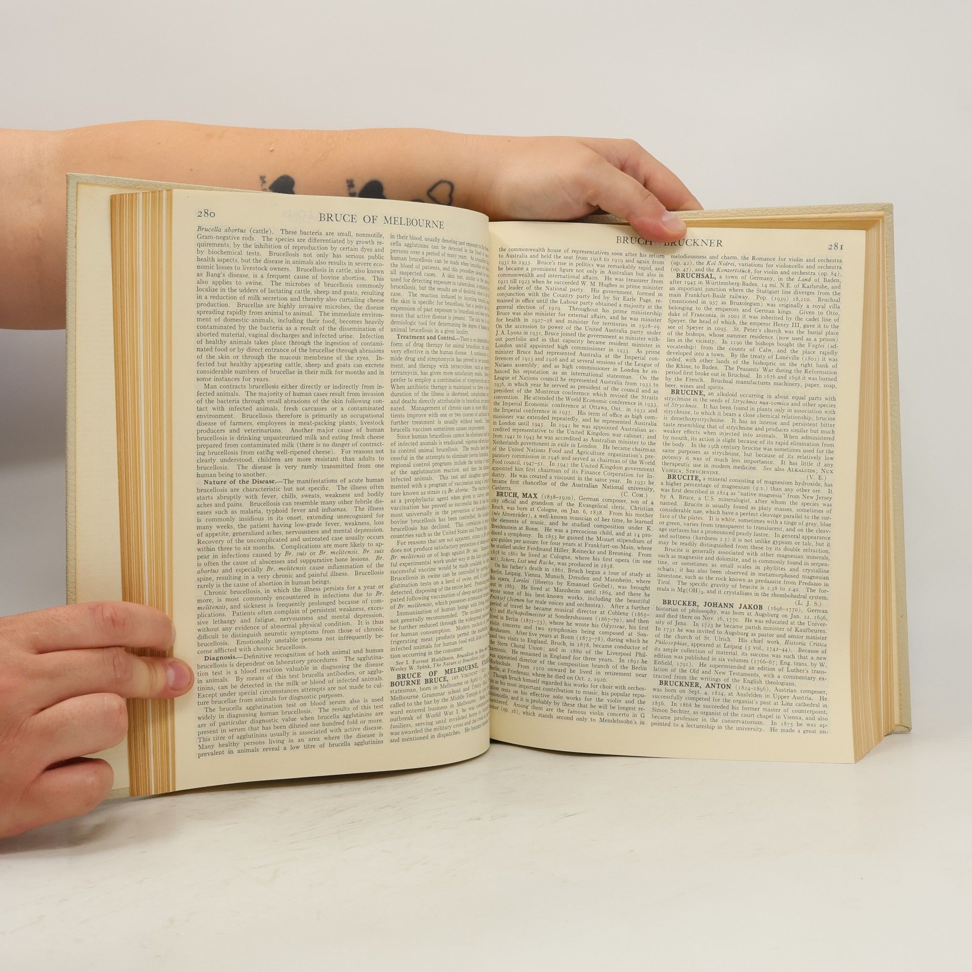 Autorenkollektiv Encyclopædia Britannica 4