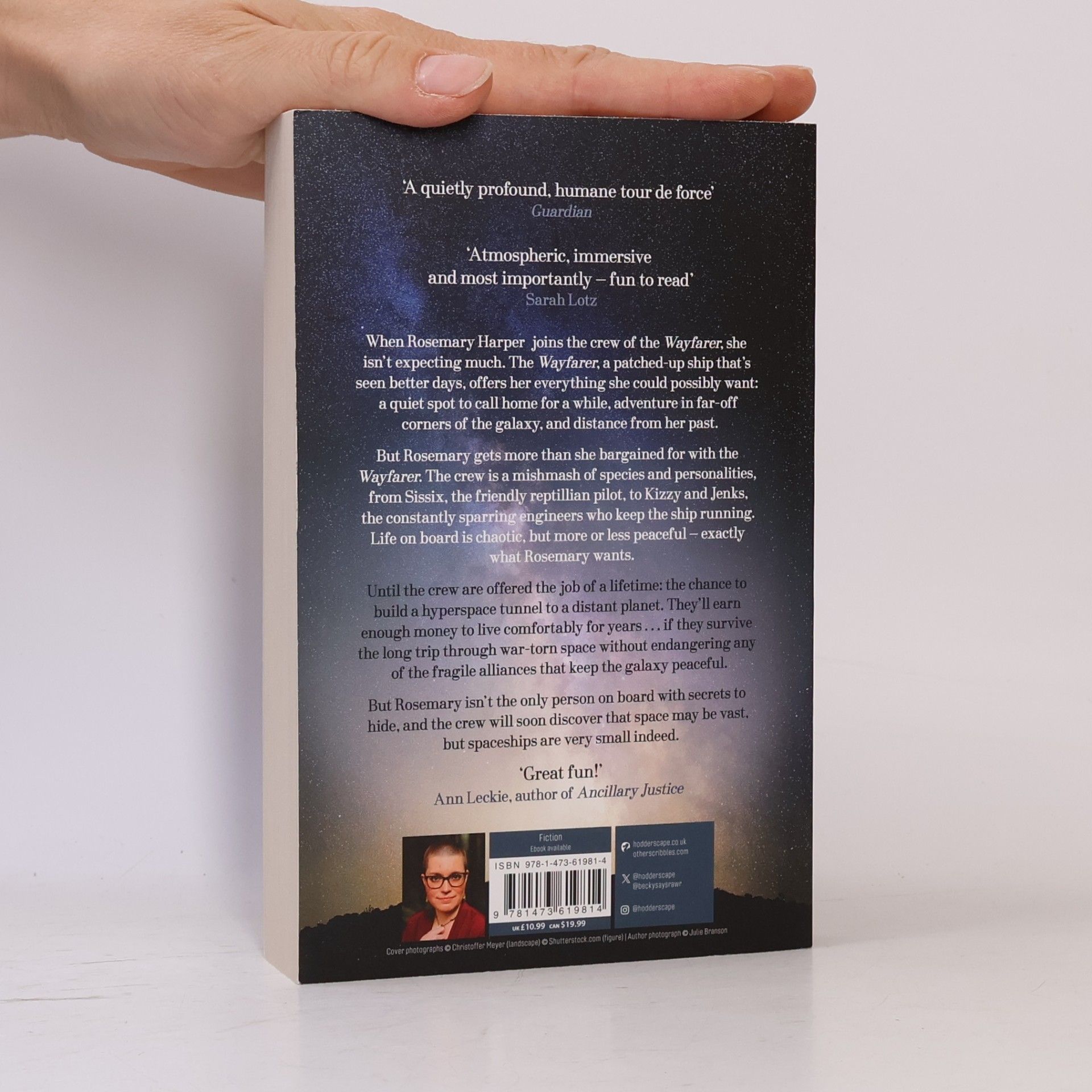 Becky Chambers The long way to a small angry planet