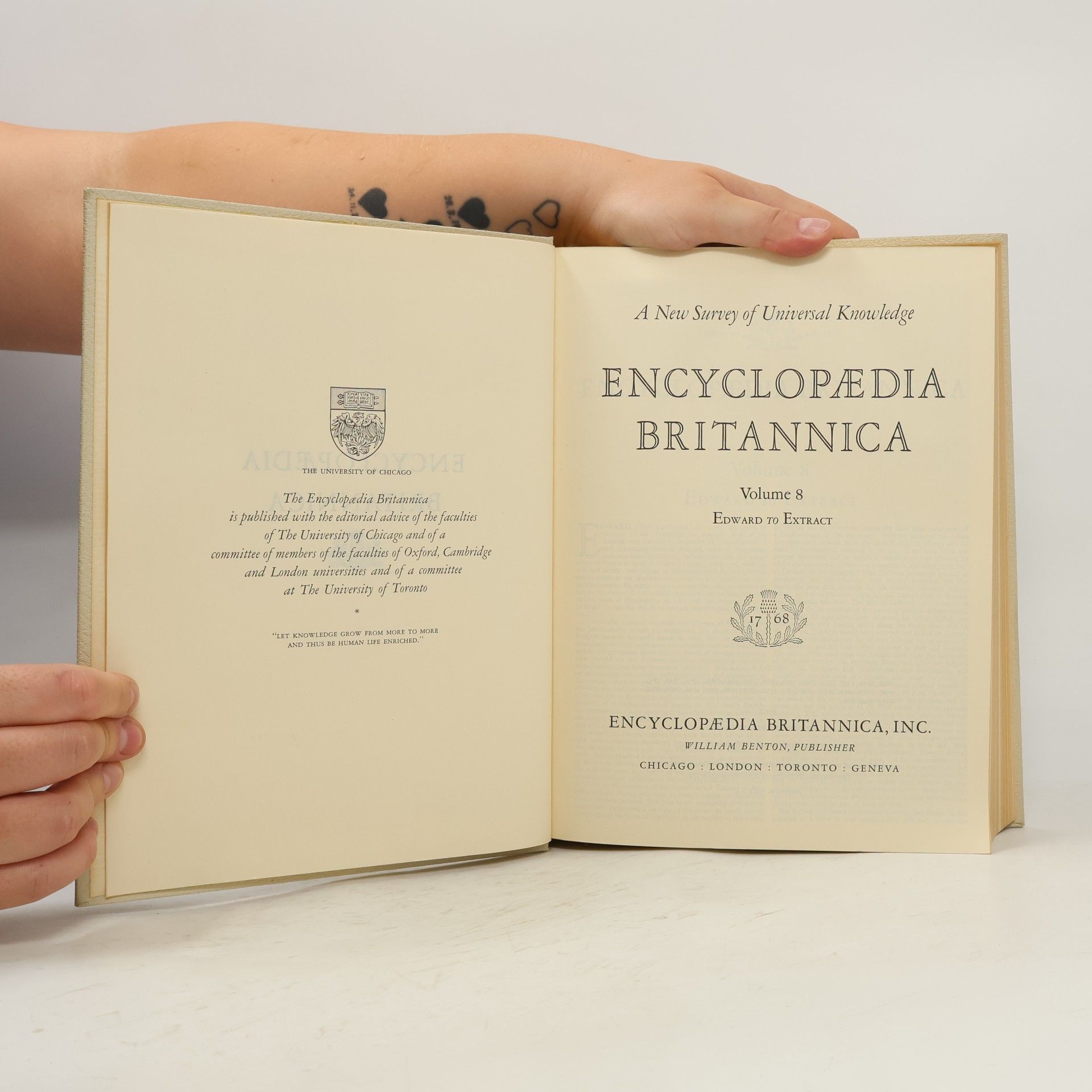 Auteurscollectief Encyclopaedia Britannica. Vol 8
