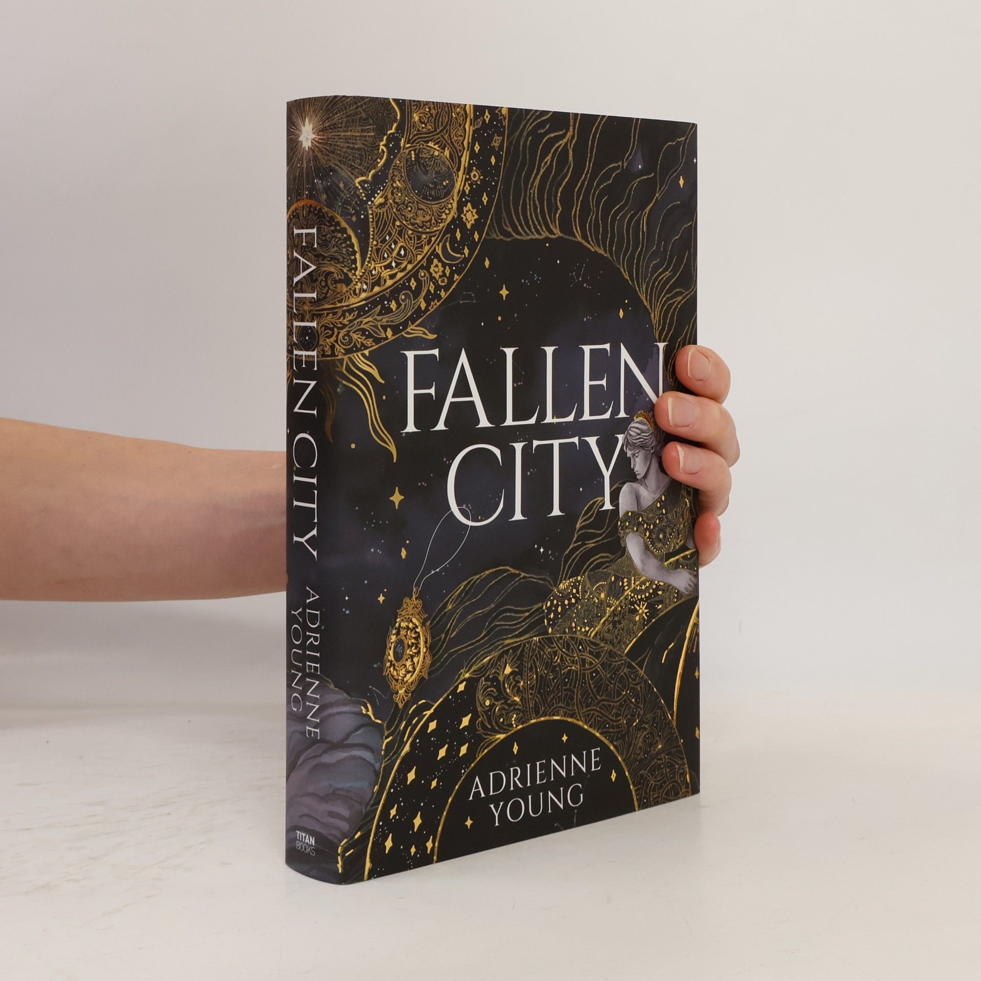 Adrienne Young Fallen City