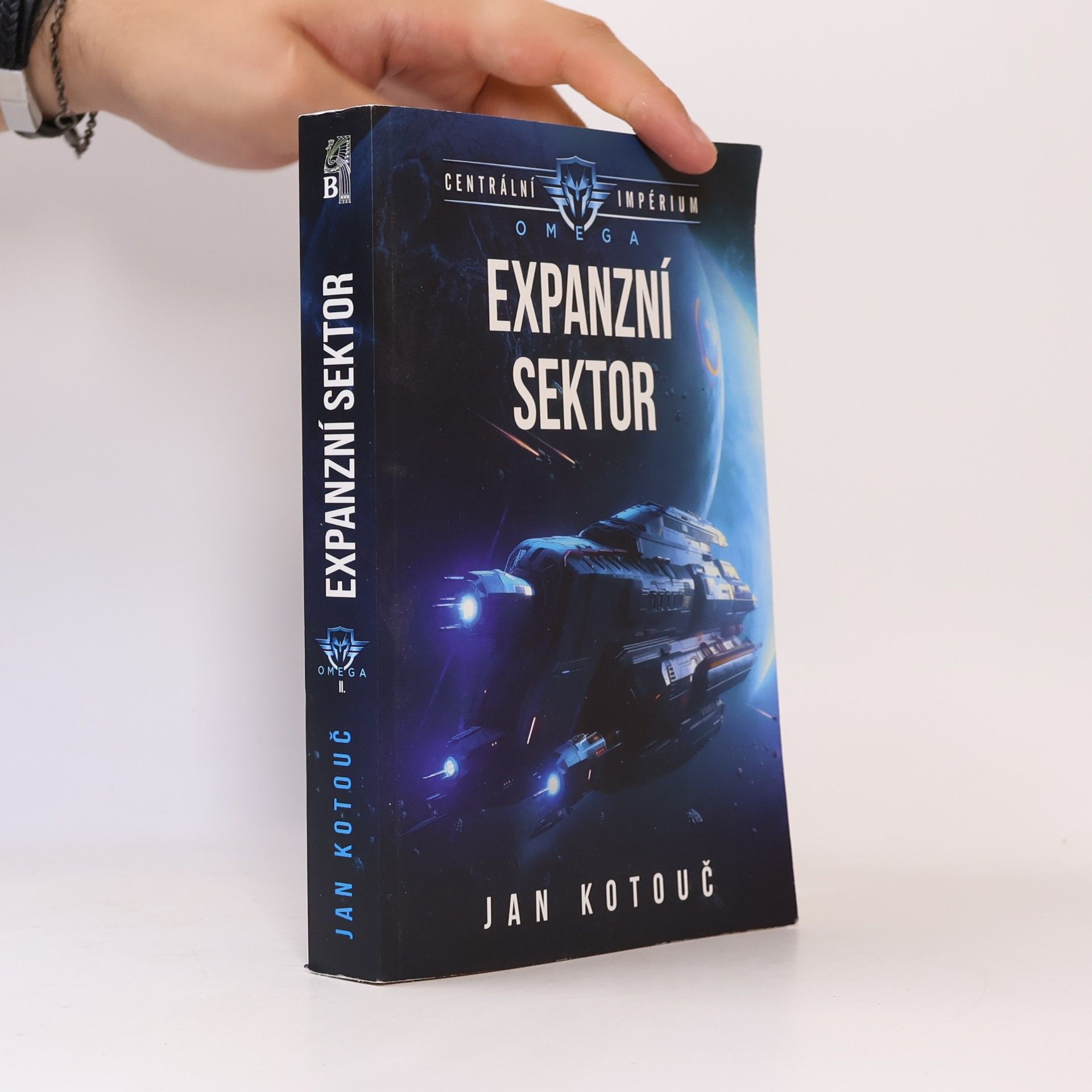 Jan Kotouč Centrální impérium: Omega 2 - Expanzní sektor