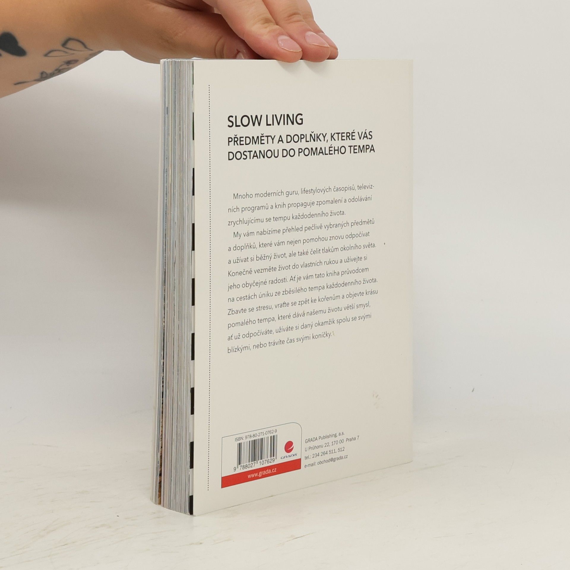 Veronika Zavřelová Slow living : radosti klidného života