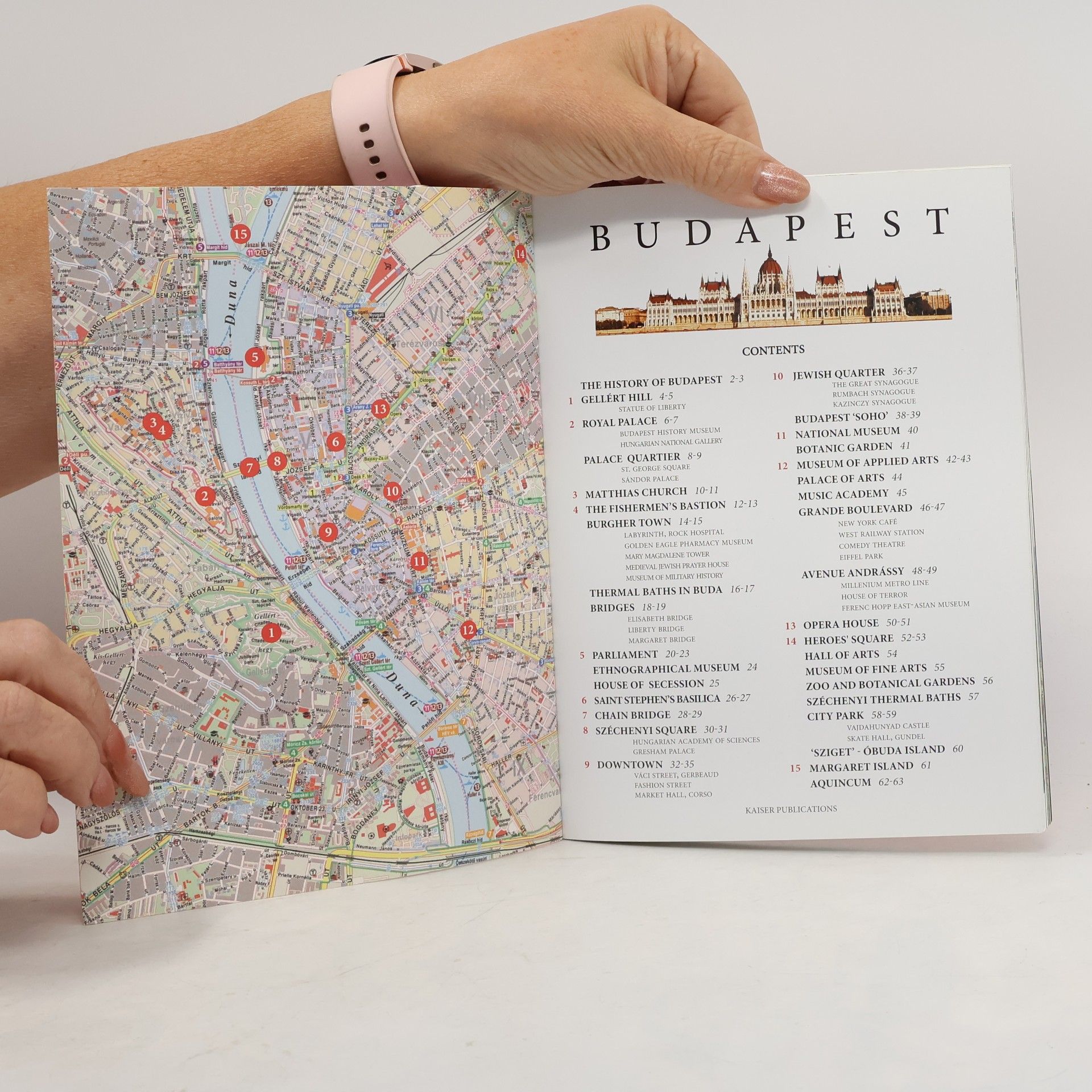 Autores varios Budapest: Guide with 202 Photos & Text