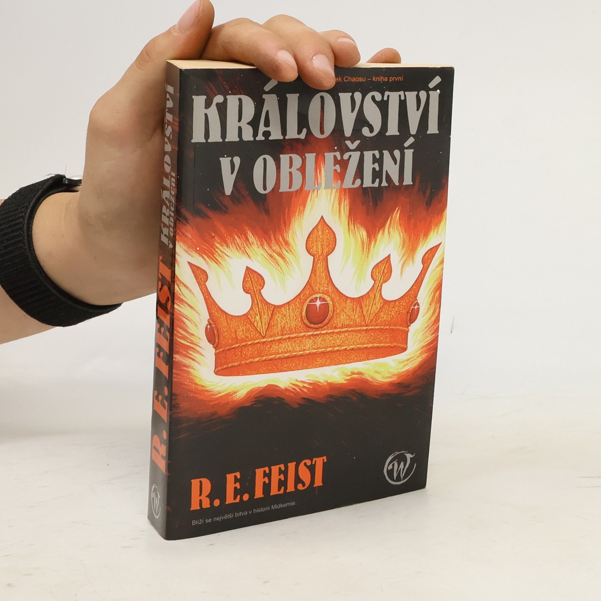 Raymond E. Feist Království v obležení