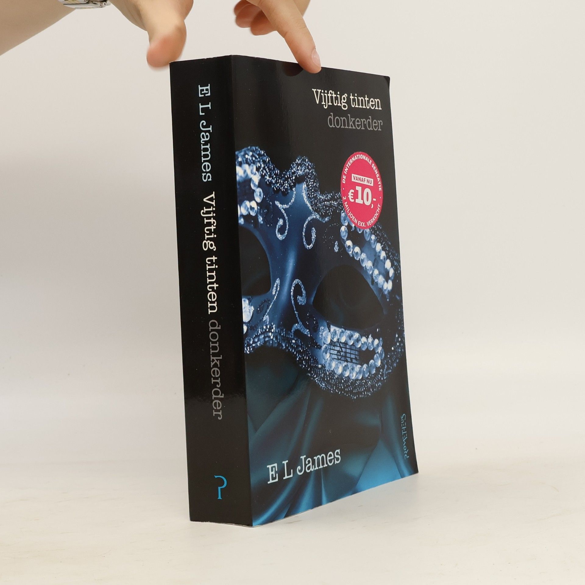 E. L. James Vijftig tinten donkerder