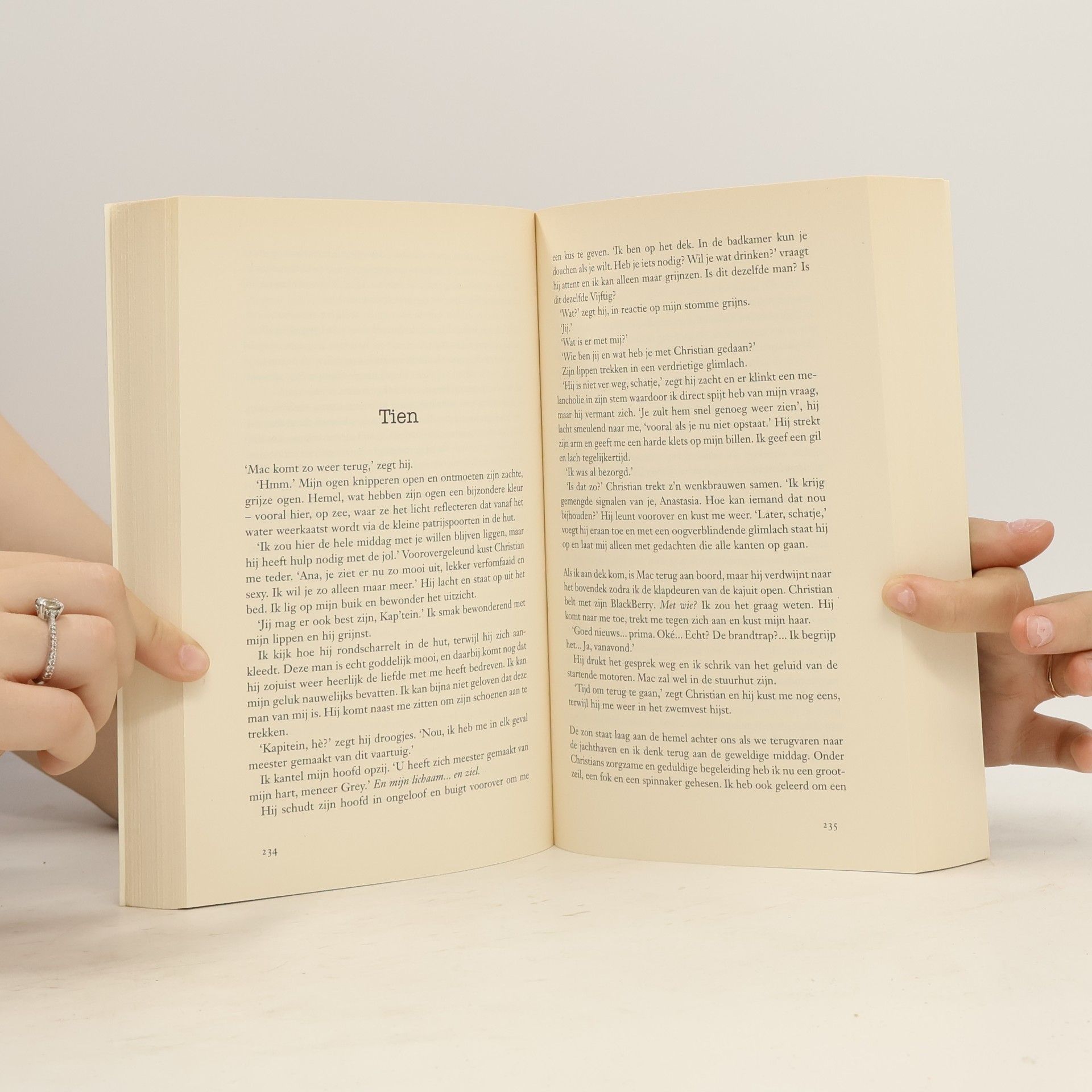 E. L. James Vijftig tinten donkerder