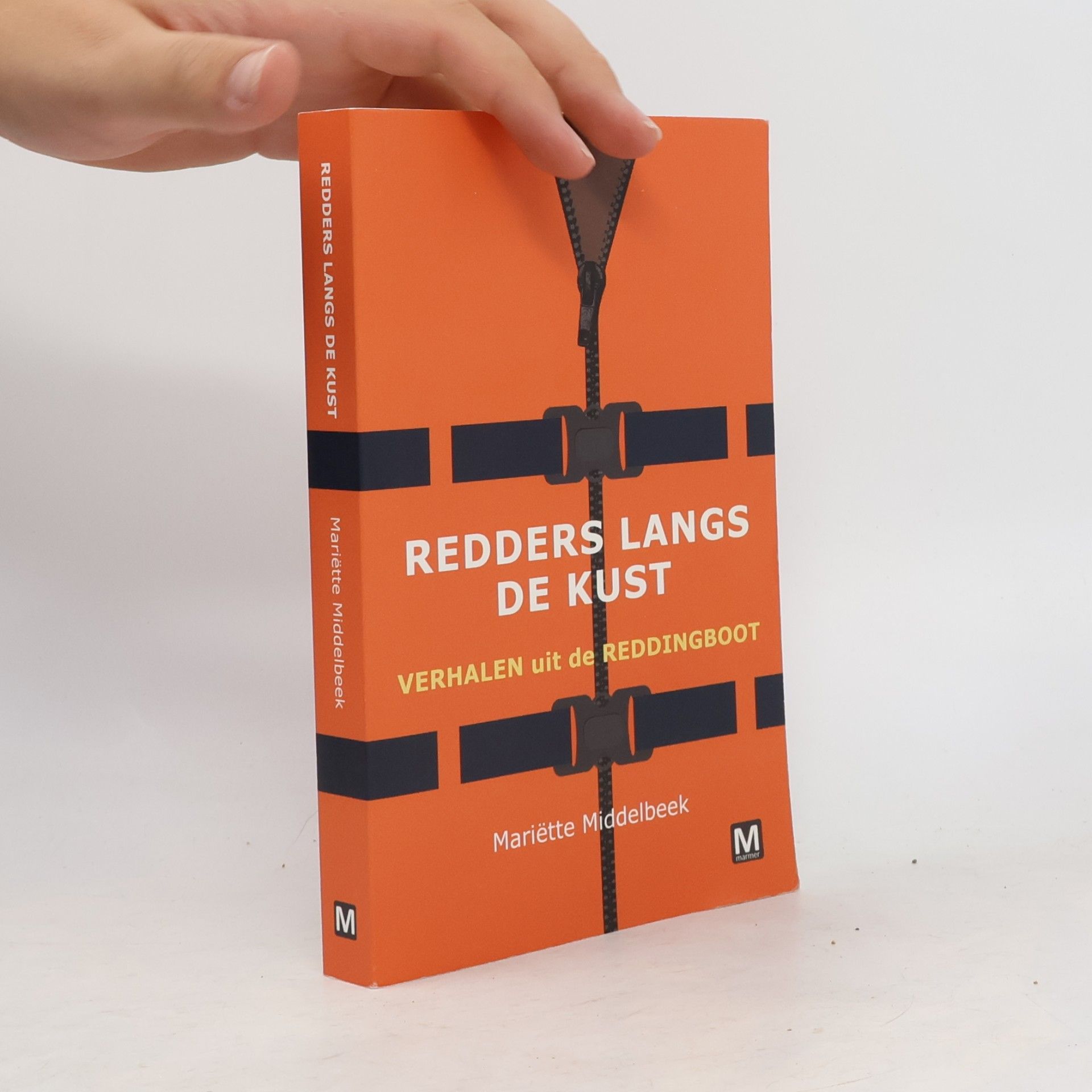 Mariëtte Middelbeek Redders langs de kust