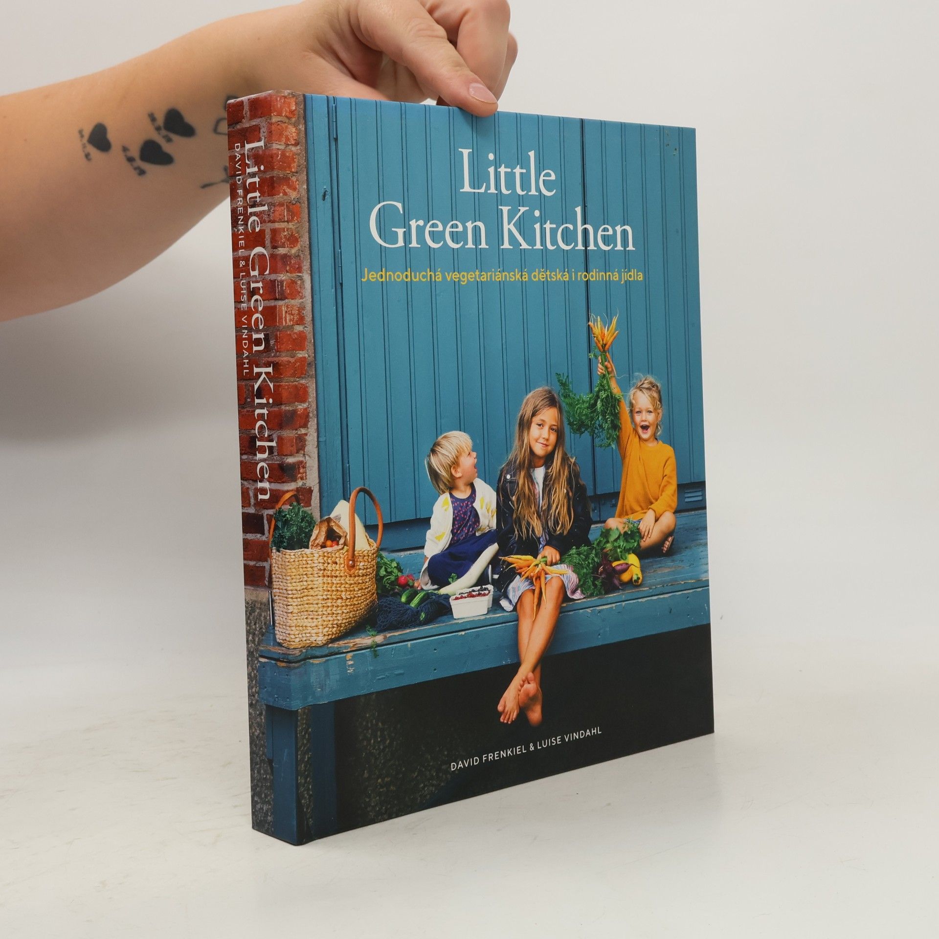 Little green kitchen : jednoduchá vegetariánská dětská i rodinná jídla