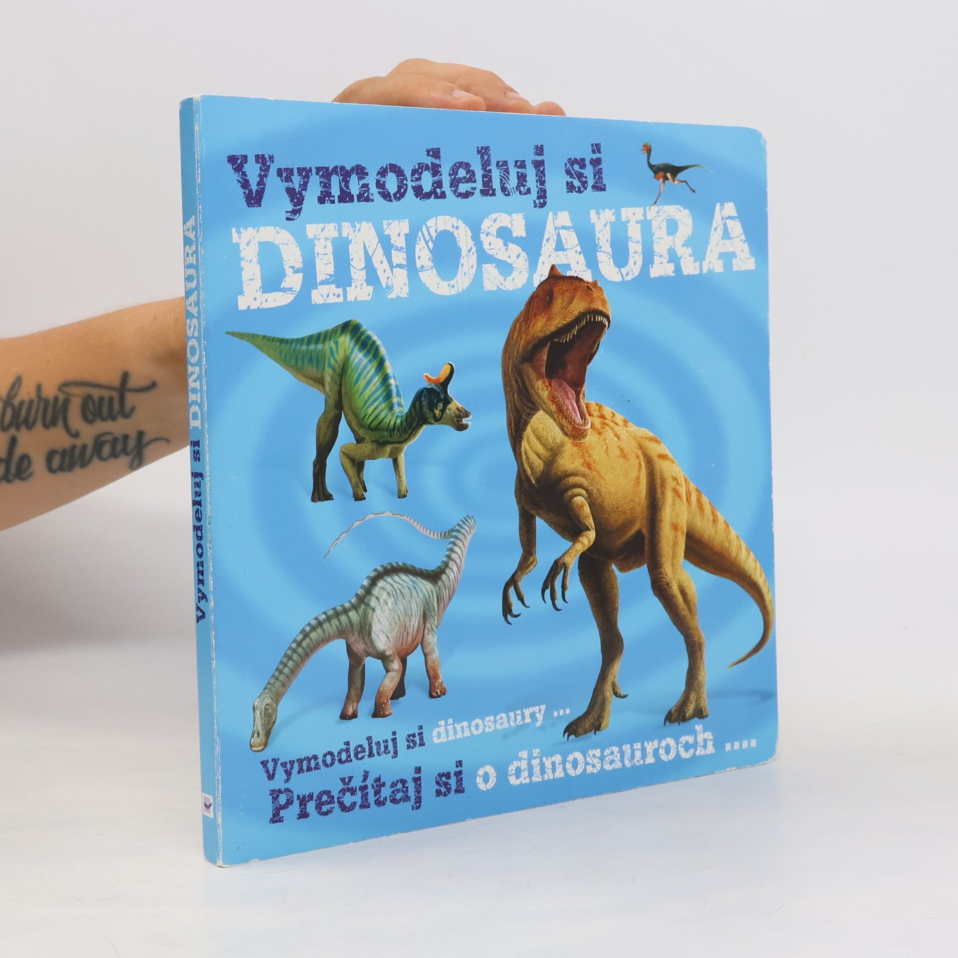 Stuart Jackson-Carter Vymodeluj si dinosaura