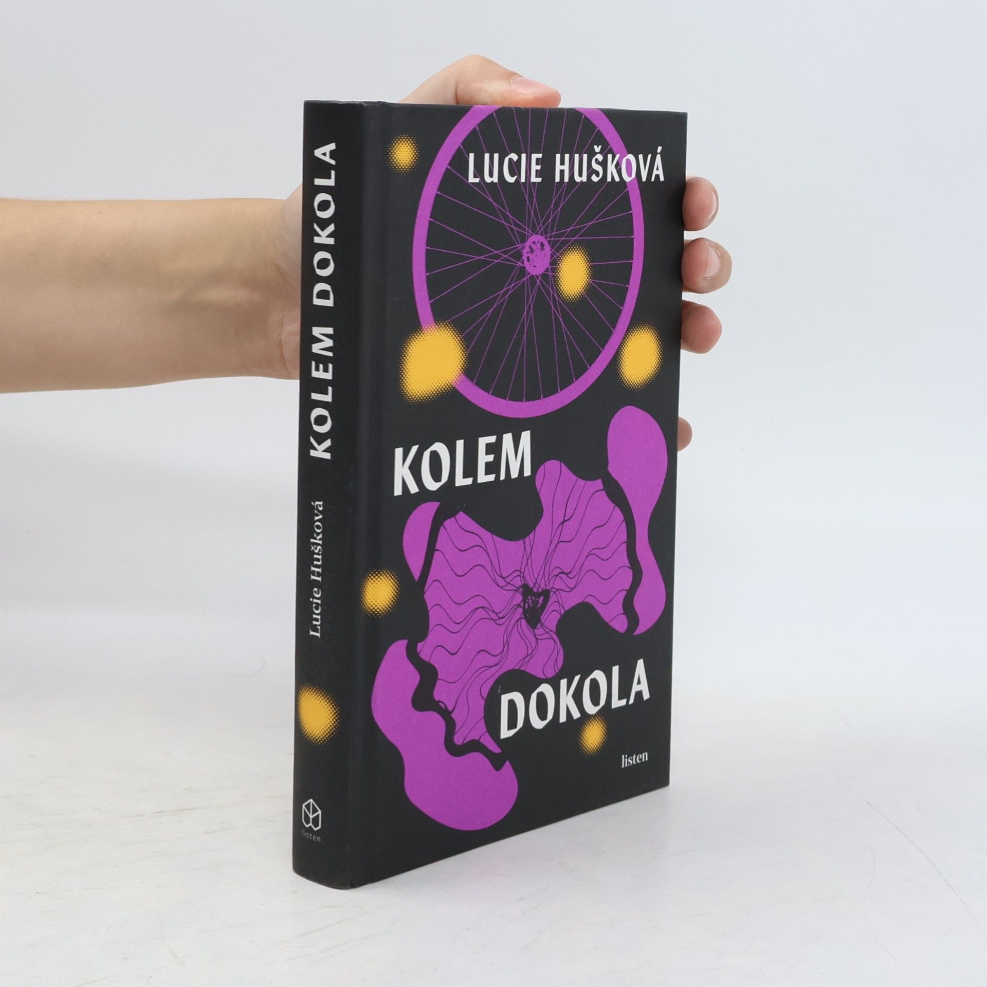 Lucie Hušková Kolem dokola