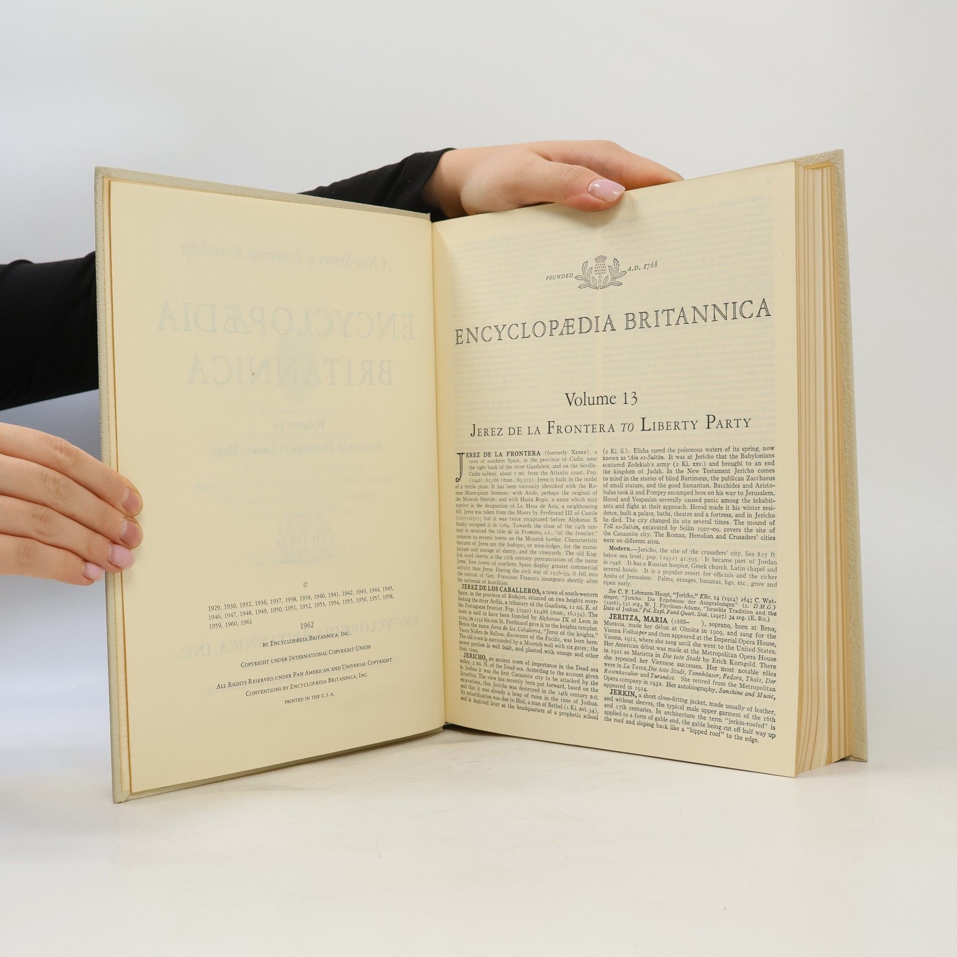 Kolektiv autorů Encyclopædia Britannica 13
