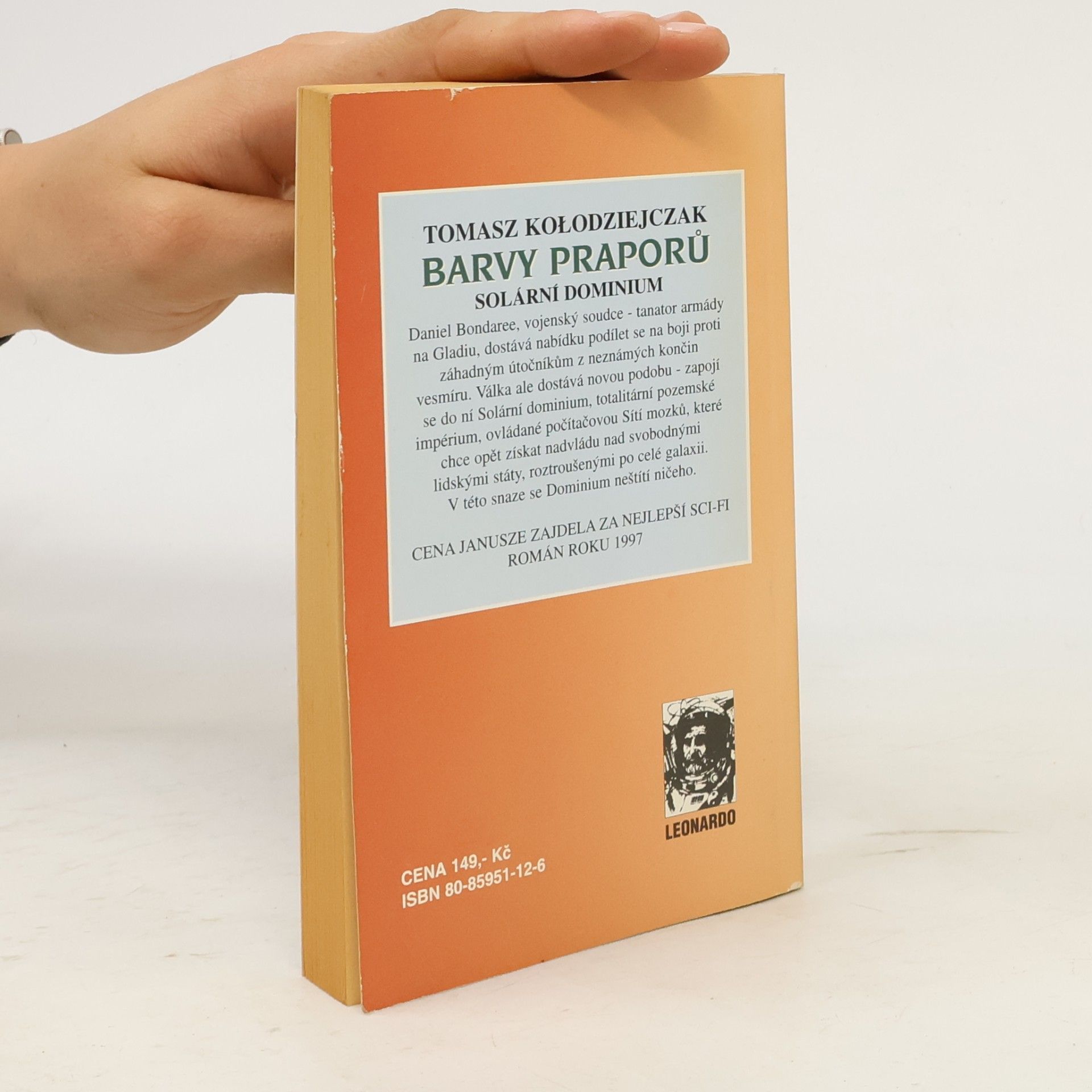 Tomasz Kołodziejczak Barvy praporů : solární dominium