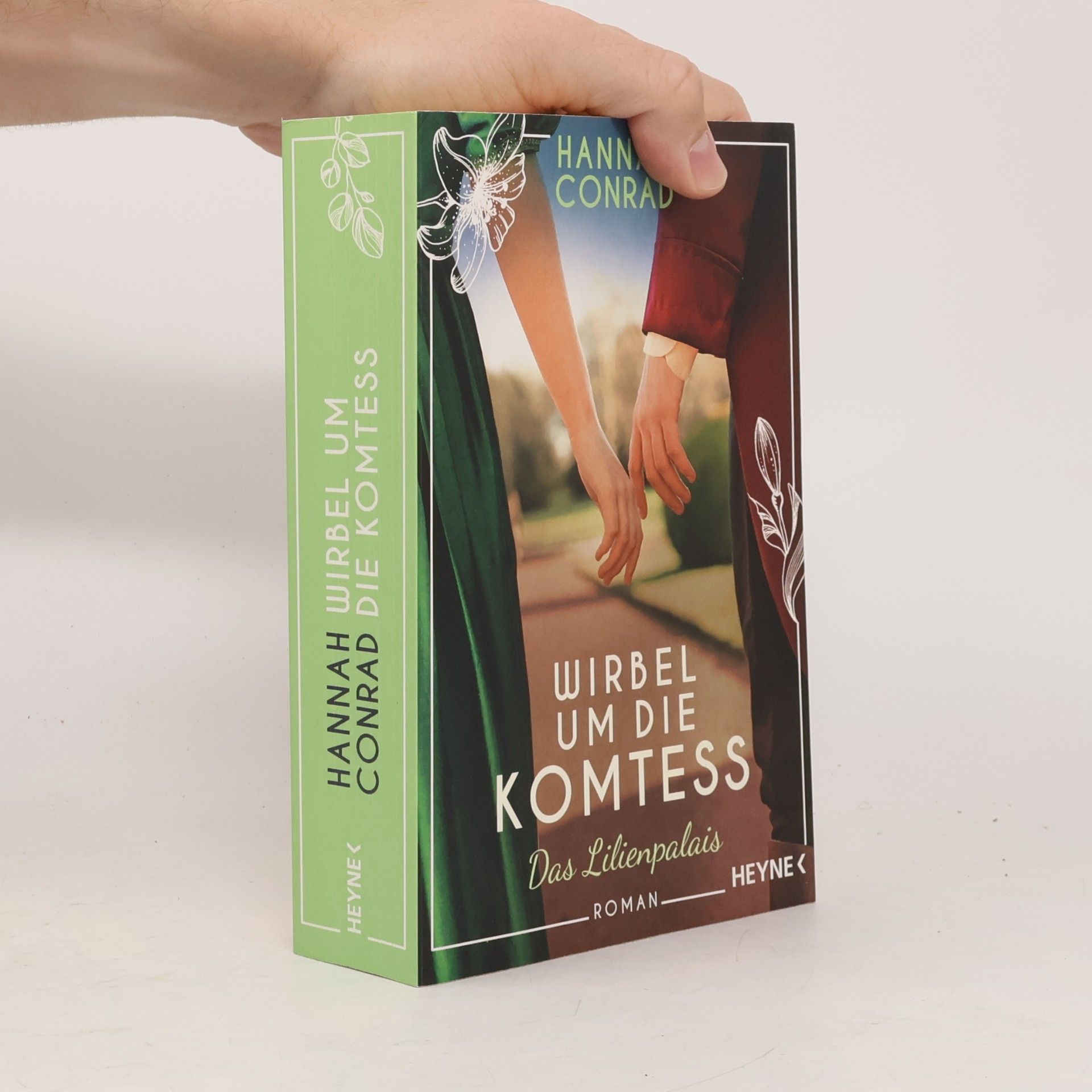 Hannah Conrad Wirbel um die Komtess