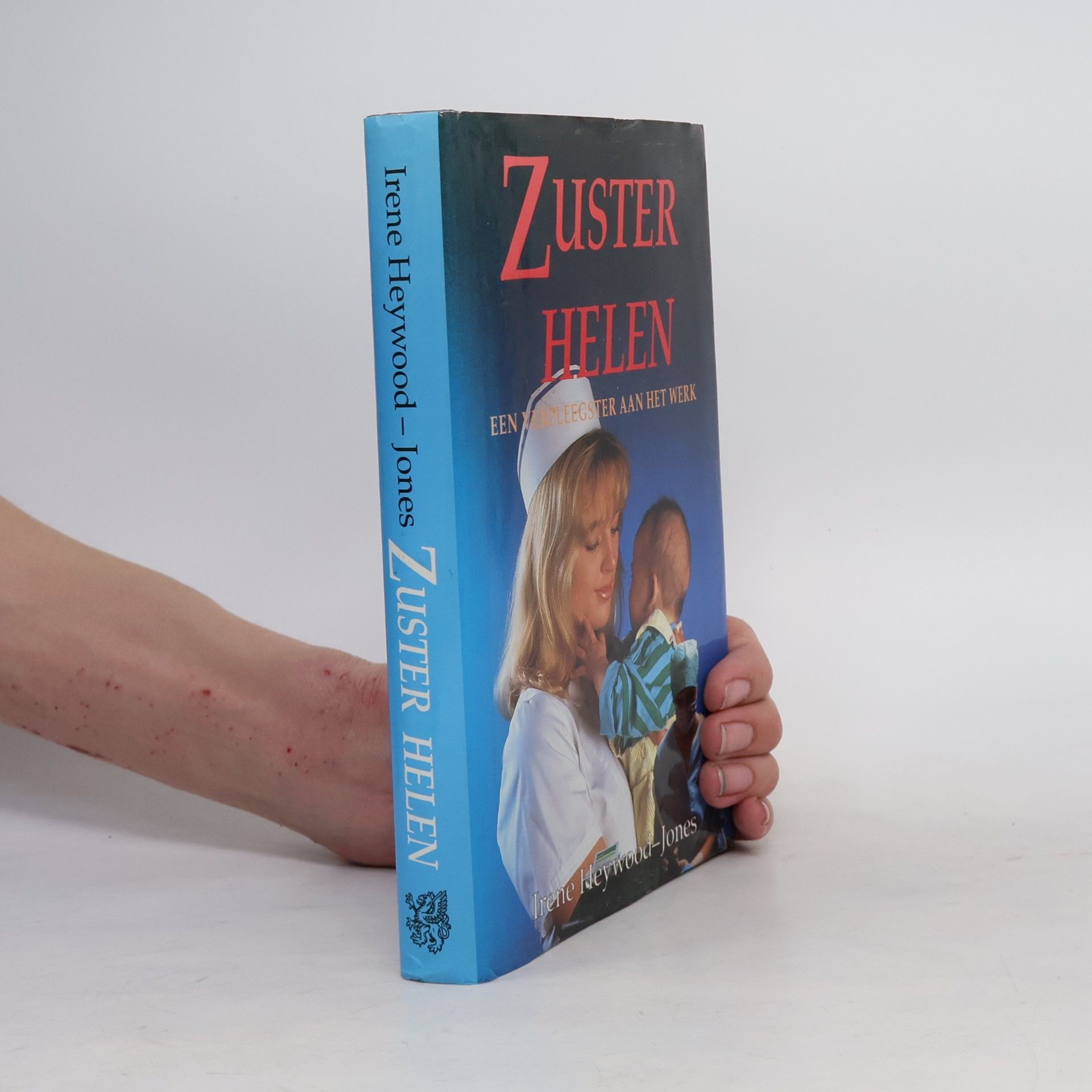 Irene Heywood – Jones Zuster Helen (Een verpleegster aan het werk)