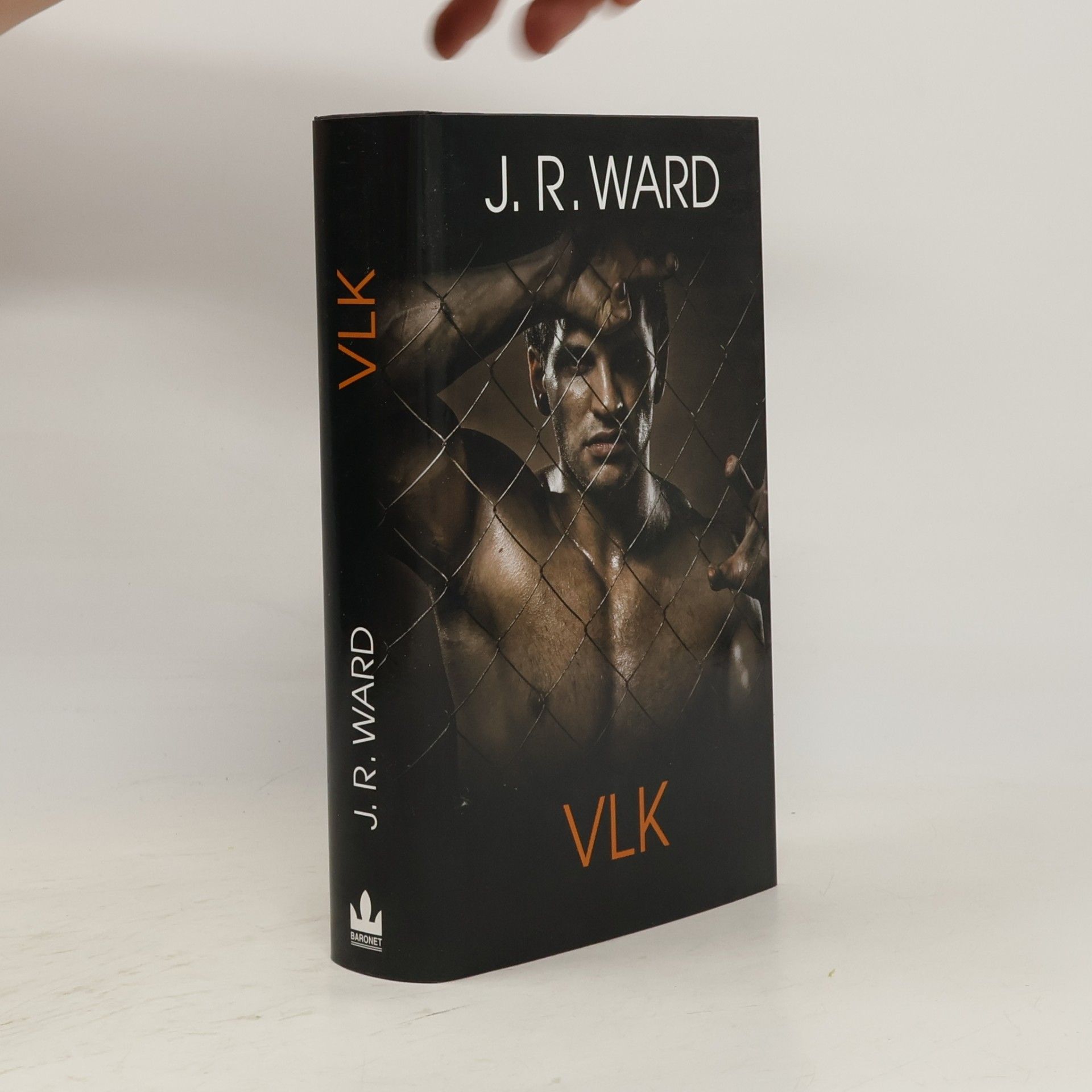 J. R. Ward Vlk : druhý díl série Bratrstvo černé dýky: vězeňský tábor
