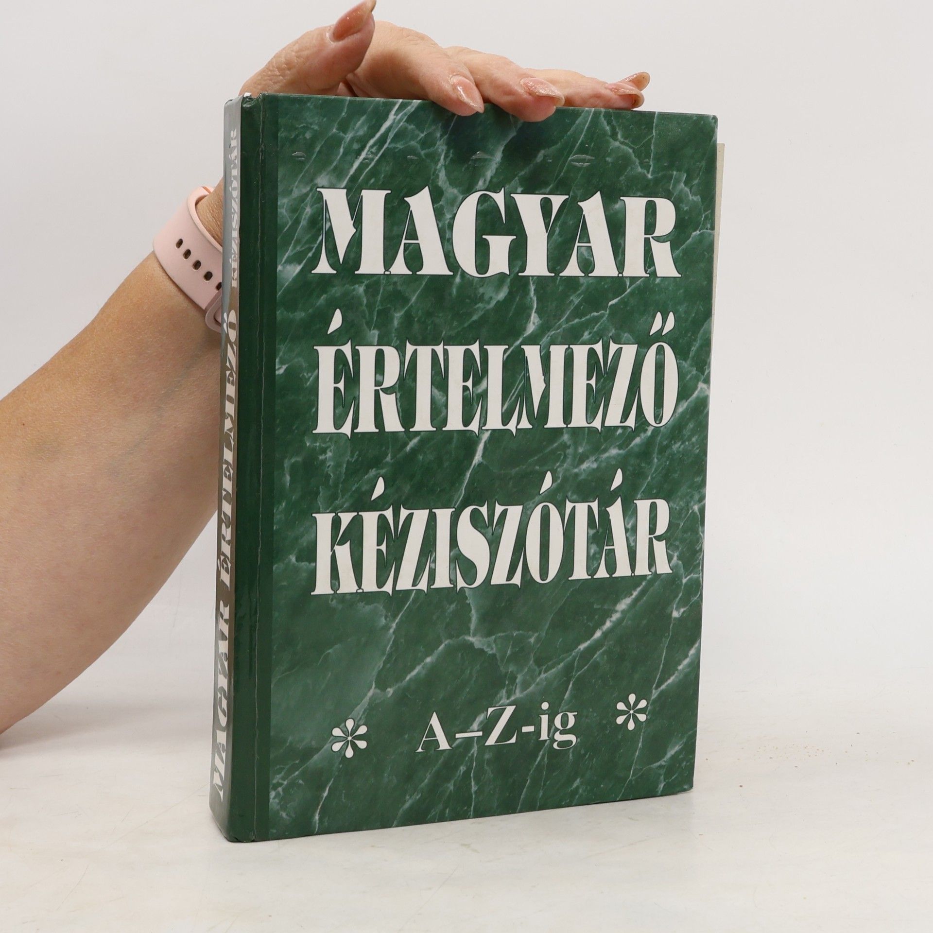 Hüse Anikó Magyar értelmező kéziszótár