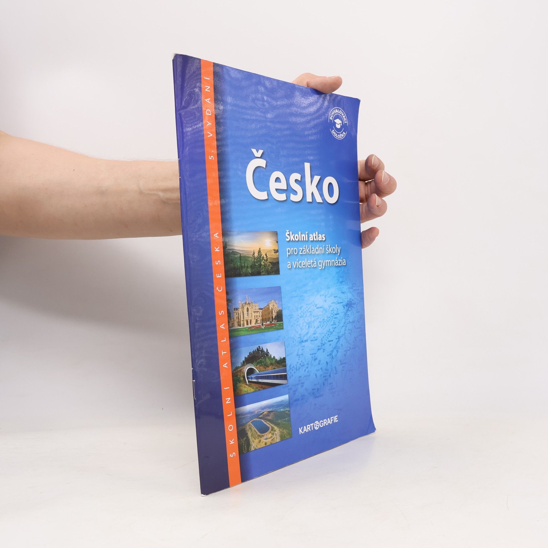 Autorenkollektiv Česko: školní atlas pro základní školy a víceletá gymnázia