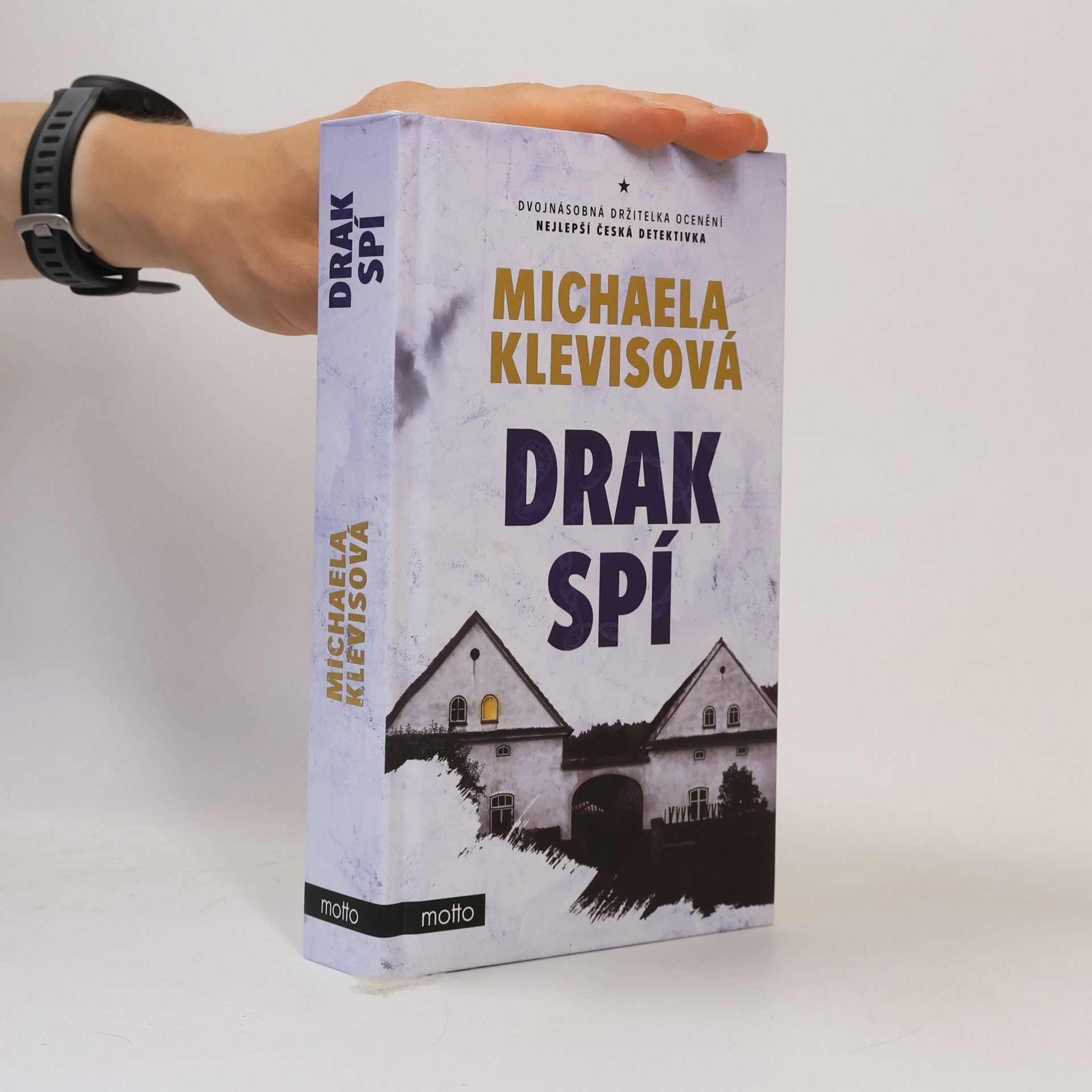 Michaela Klevisová Drak spí