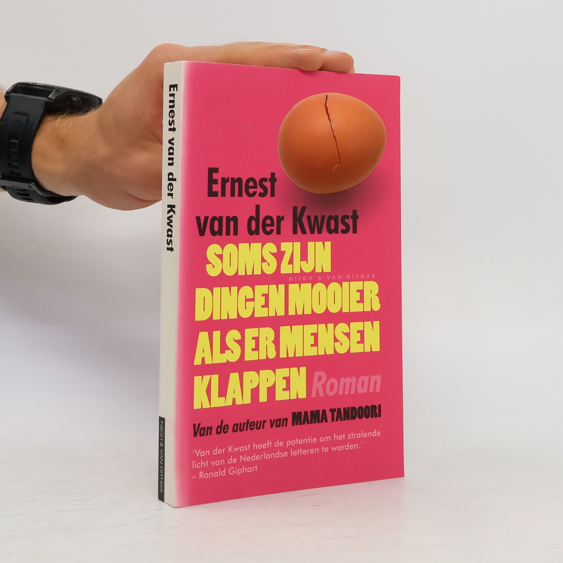 Ernest van der Kwast Soms zijn dingen mooier als er mensen klappen
