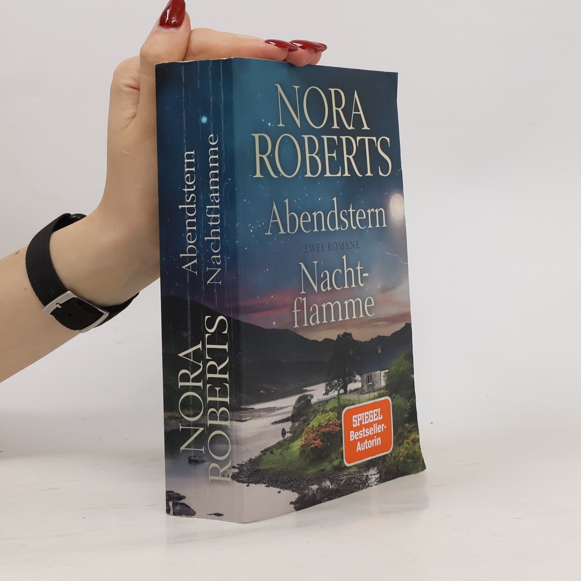Nora Roberts Abendstern. Nachtflamme