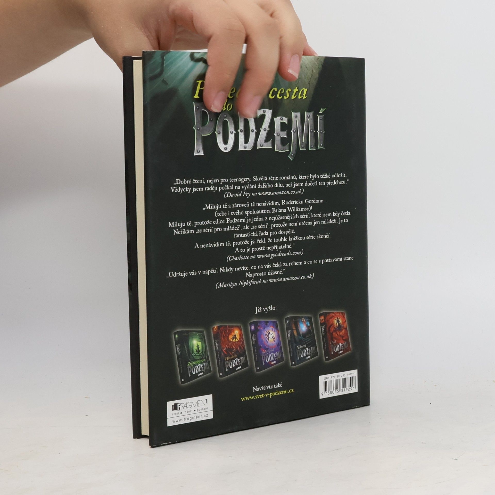 Roderick Gordon Poslední cesta do podzemí