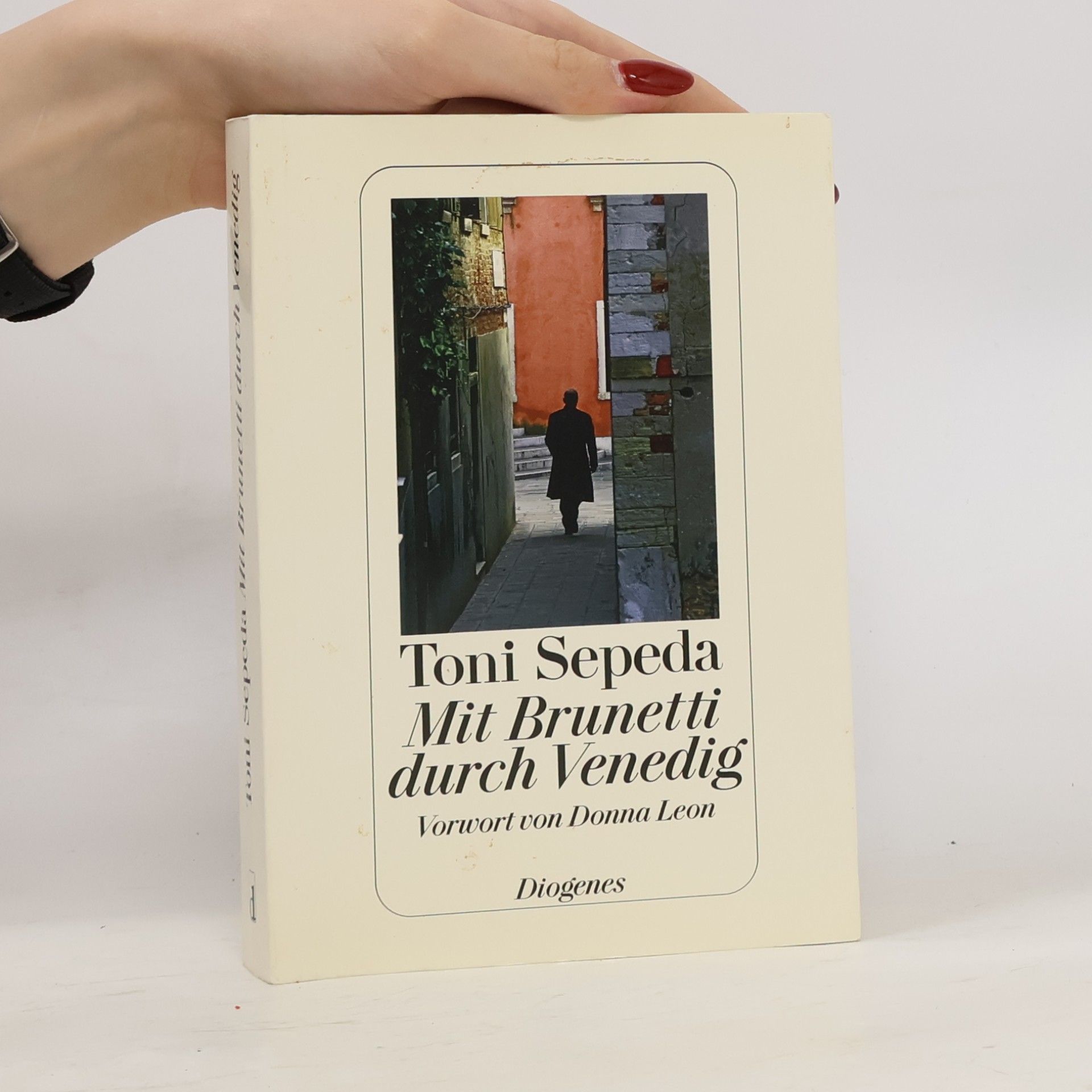 Toni Sepeda Mit Brunetti durch Venedig