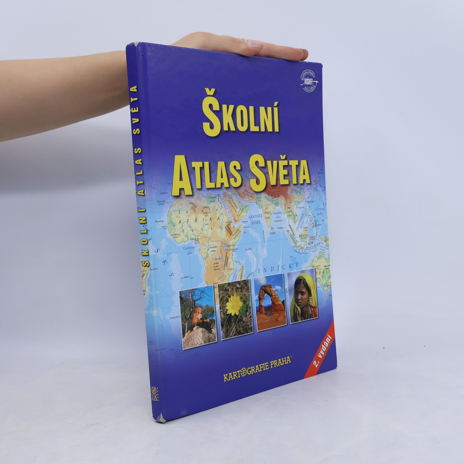 Kolektiv autorů Školní atlas světa