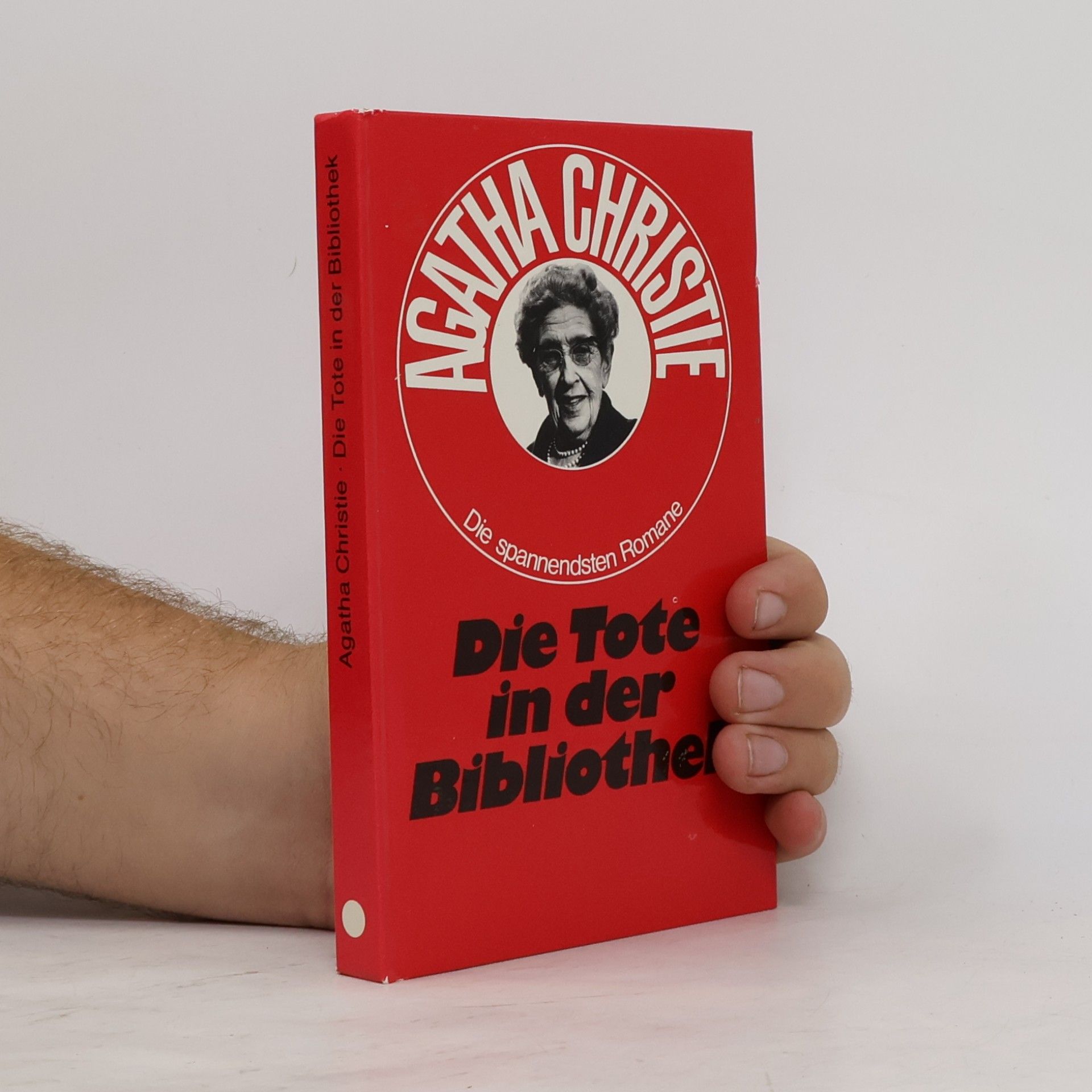 Die Tote in der Bibliothek
