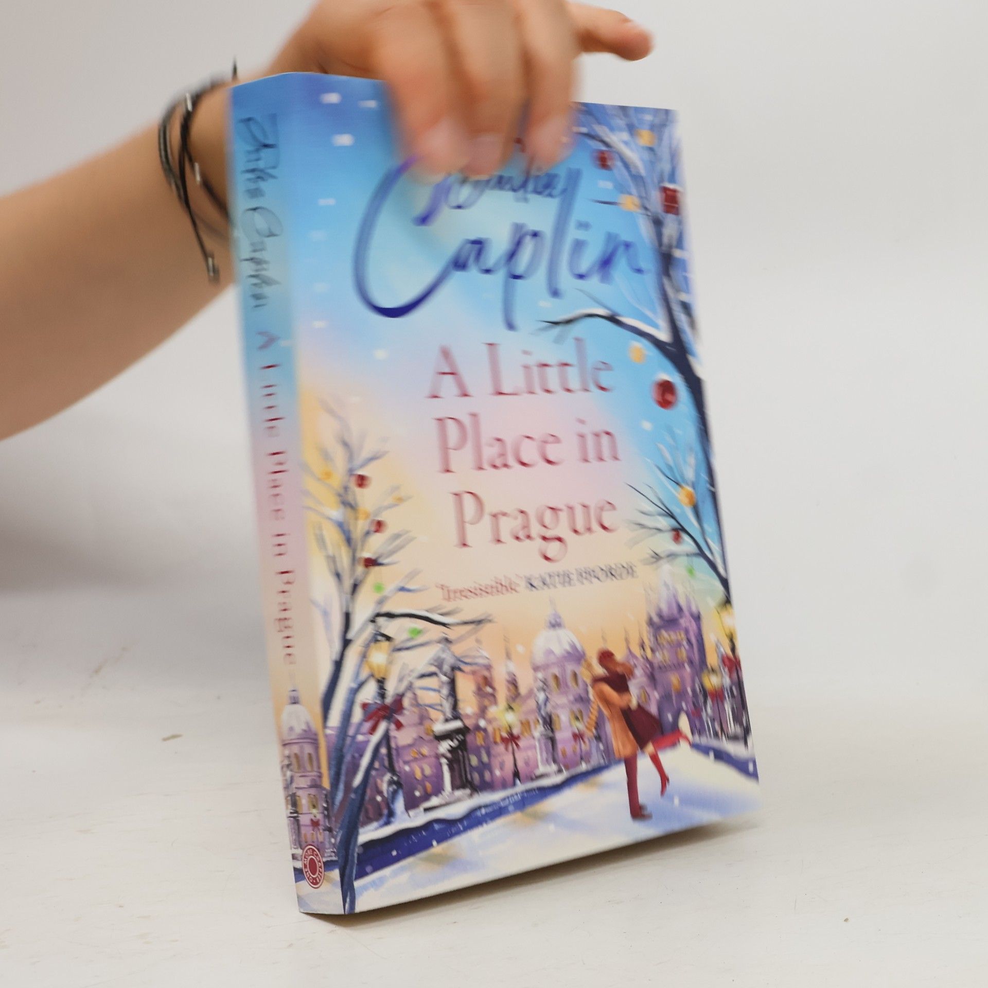 Julie Caplin A Little Place in Prague