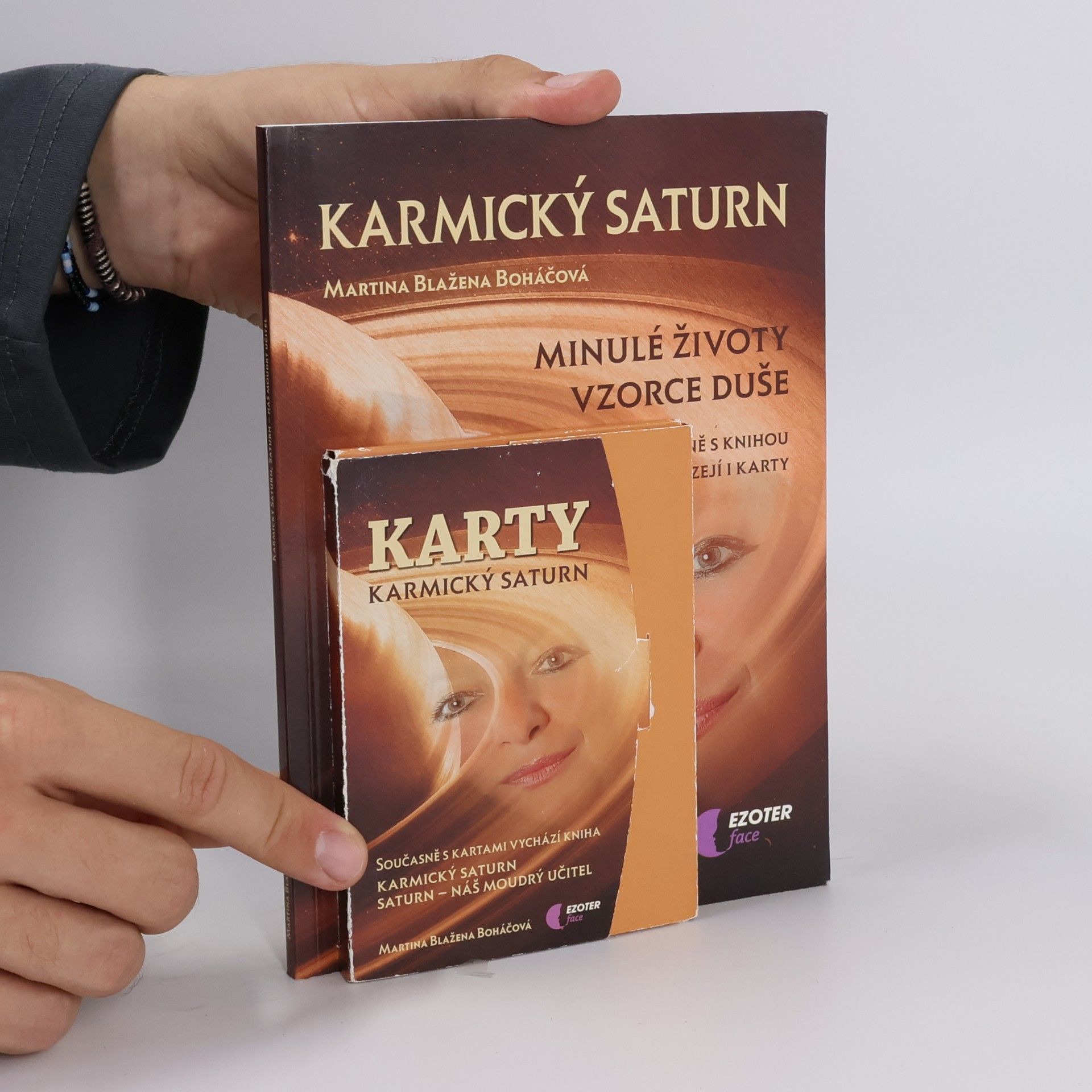 Martina Blažena Boháčová Karmický Saturn : Saturn - náš moudrý učitel : minulé životy, vzorce duše