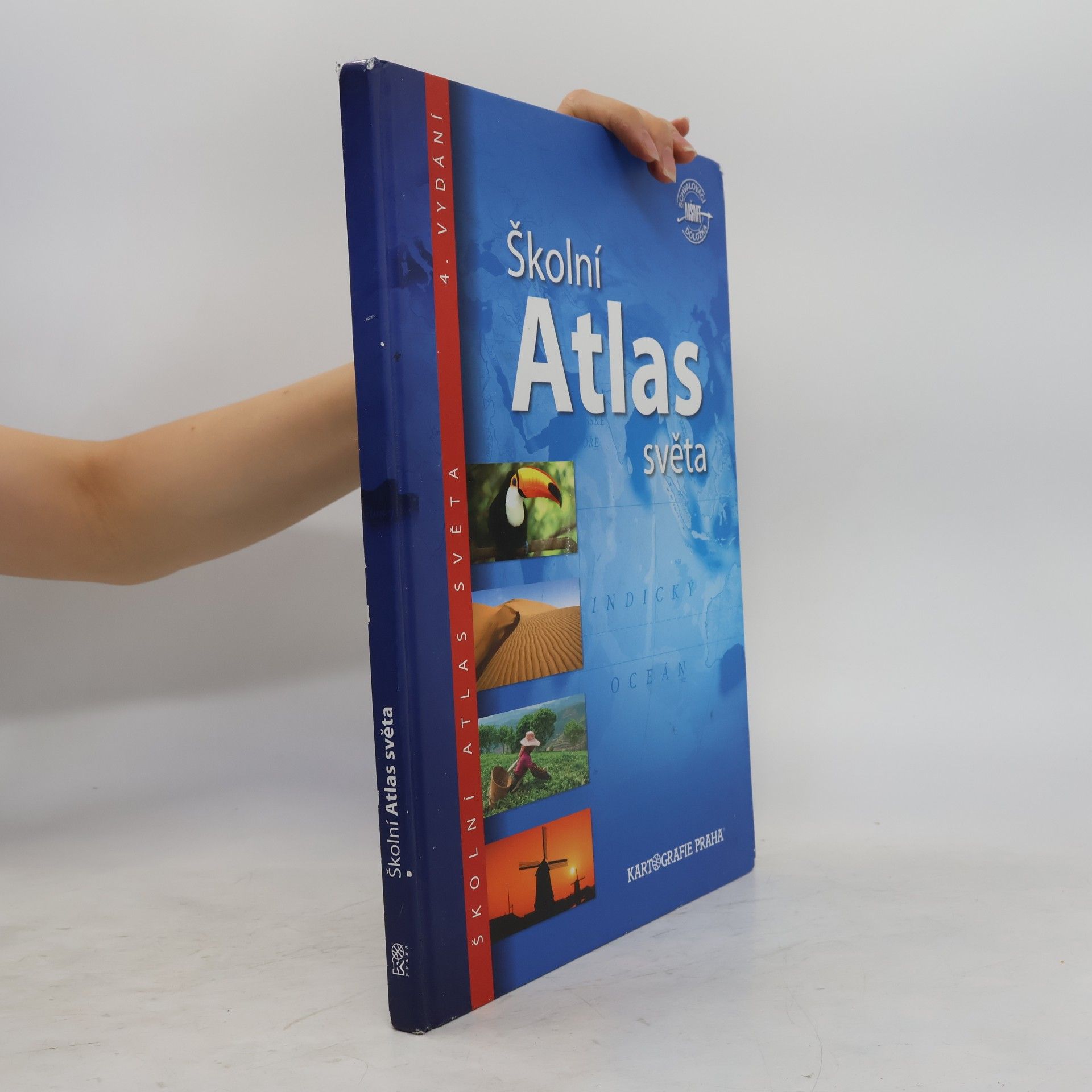 Kolektiv autorů Školní atlas světa