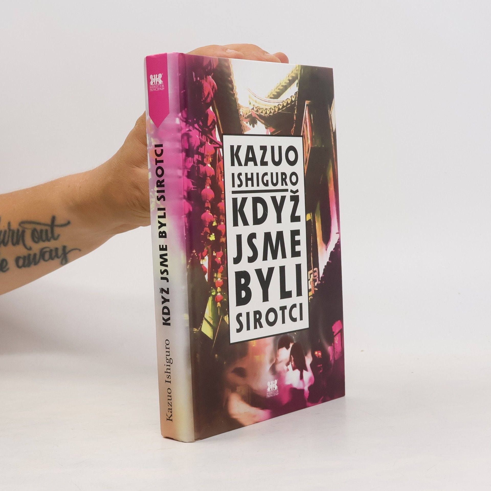 Kazuo Ishiguro Když jsme byli sirotci