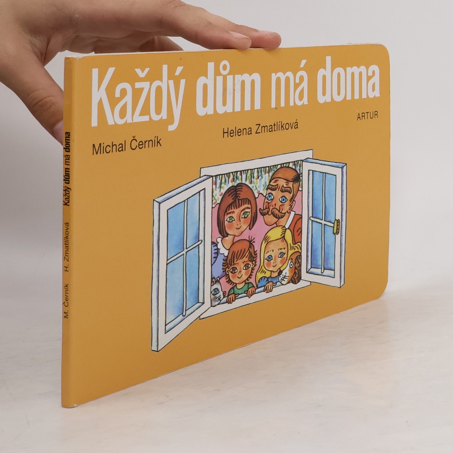 Každý dům má doma