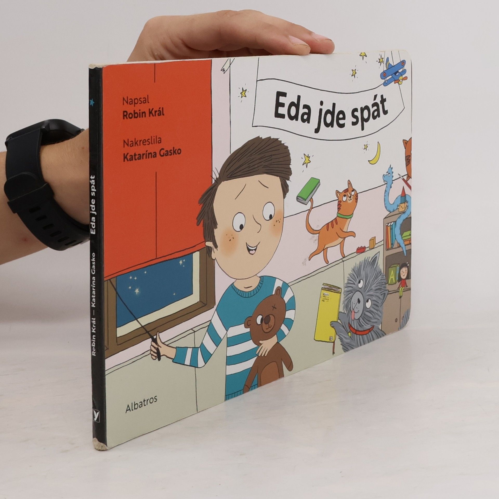 Eda jde spát