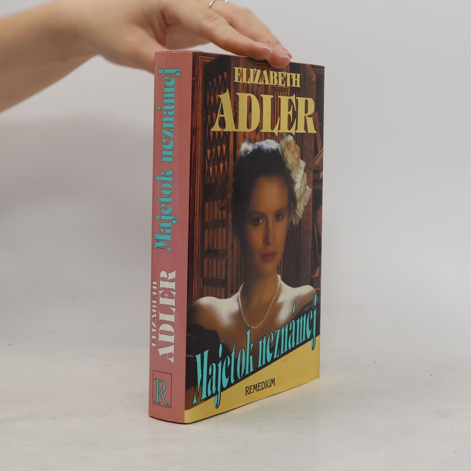 Elizabeth Adler Majetok neznámej