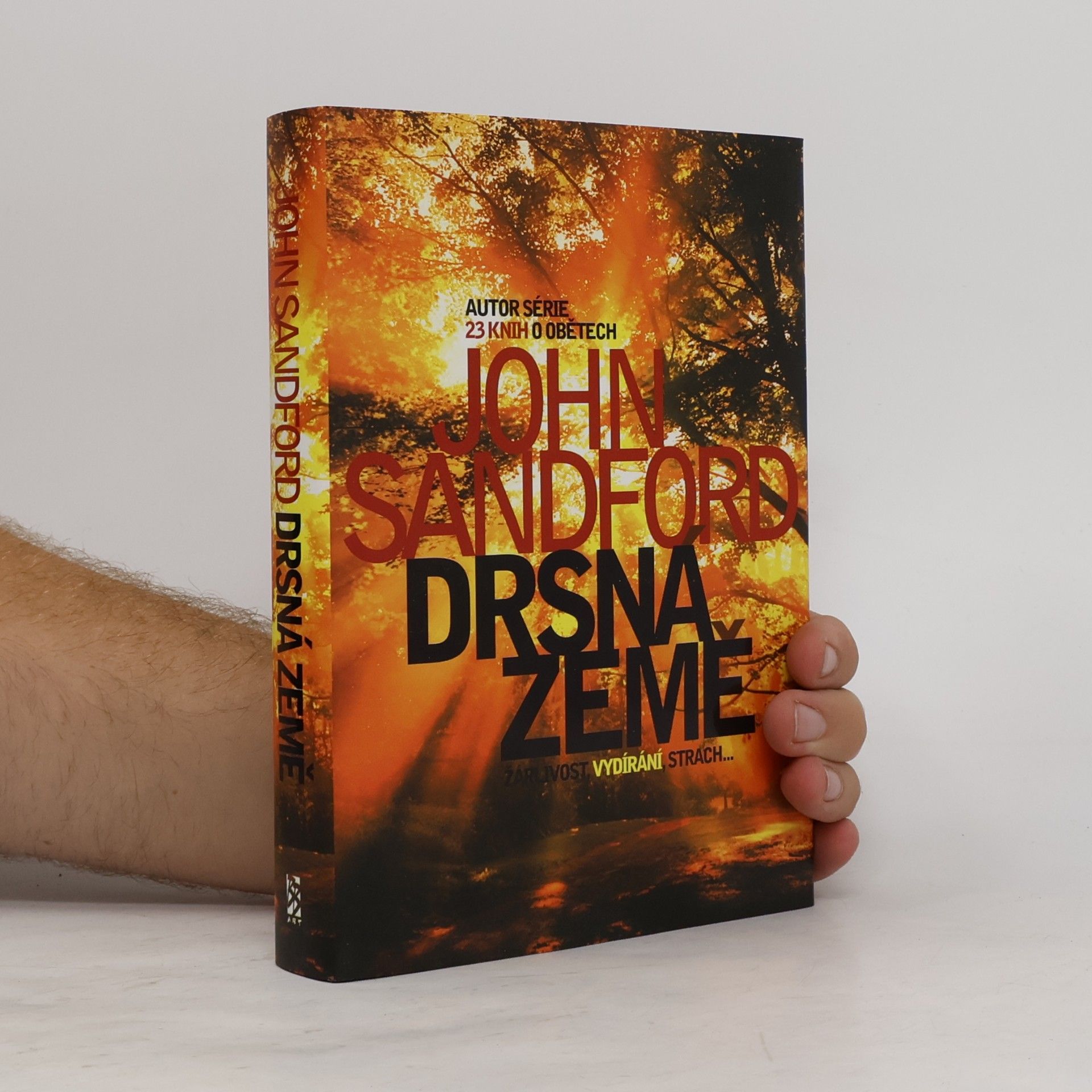 John Sandford Drsná země