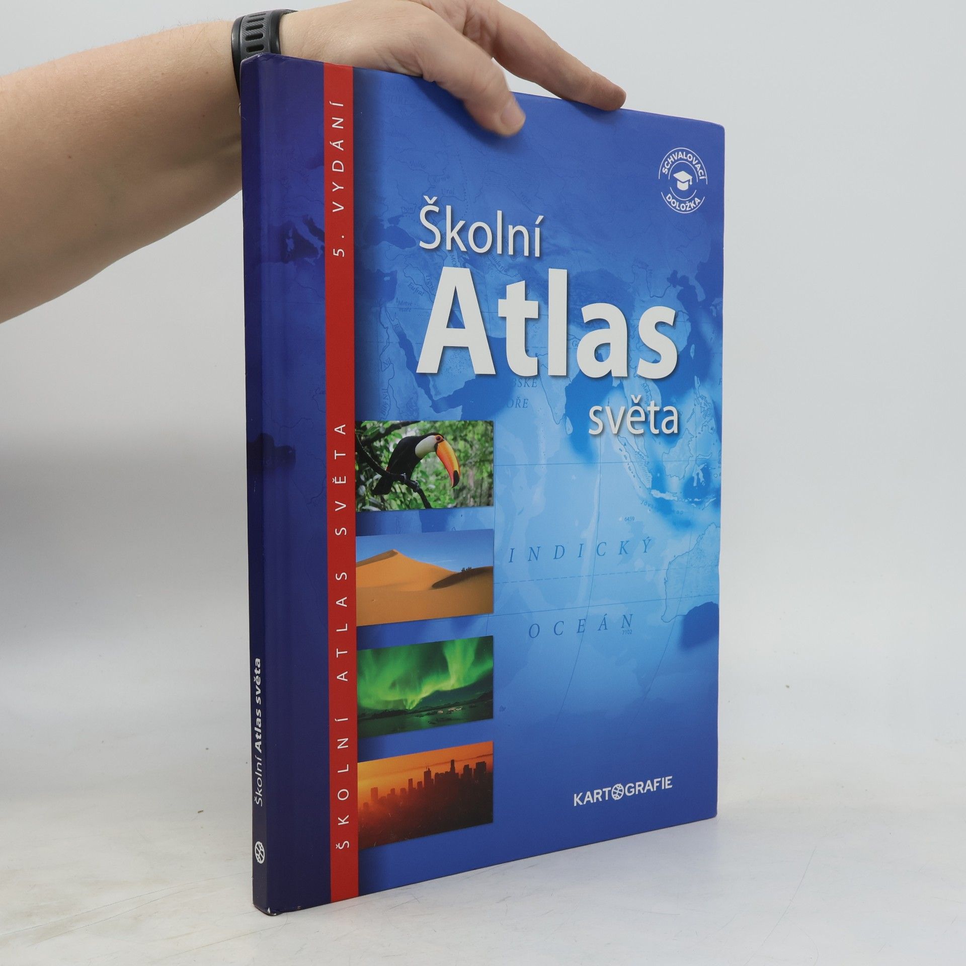 Kolektiv autorů Školní atlas světa