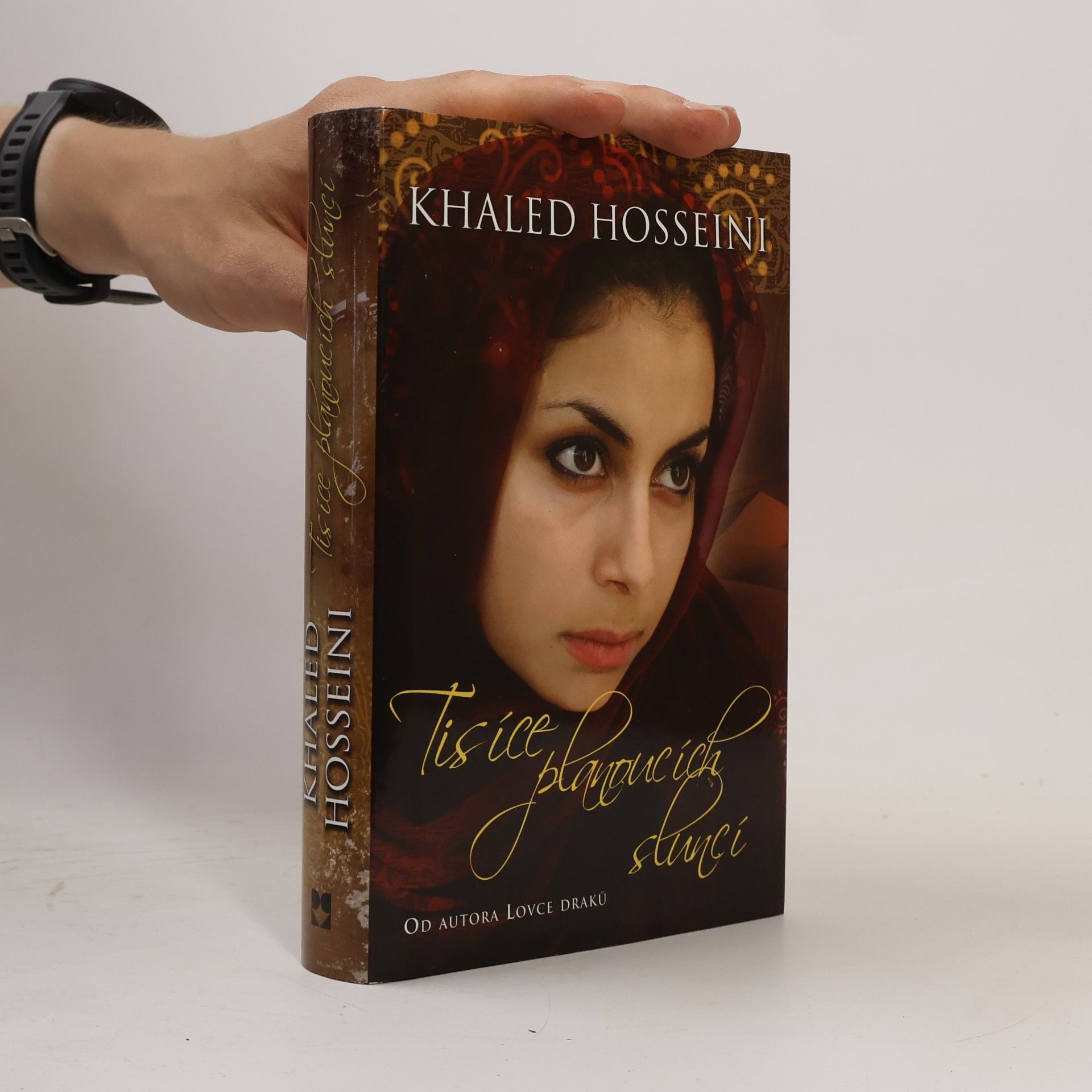Khaled Hosseini Tisíce planoucích sluncí