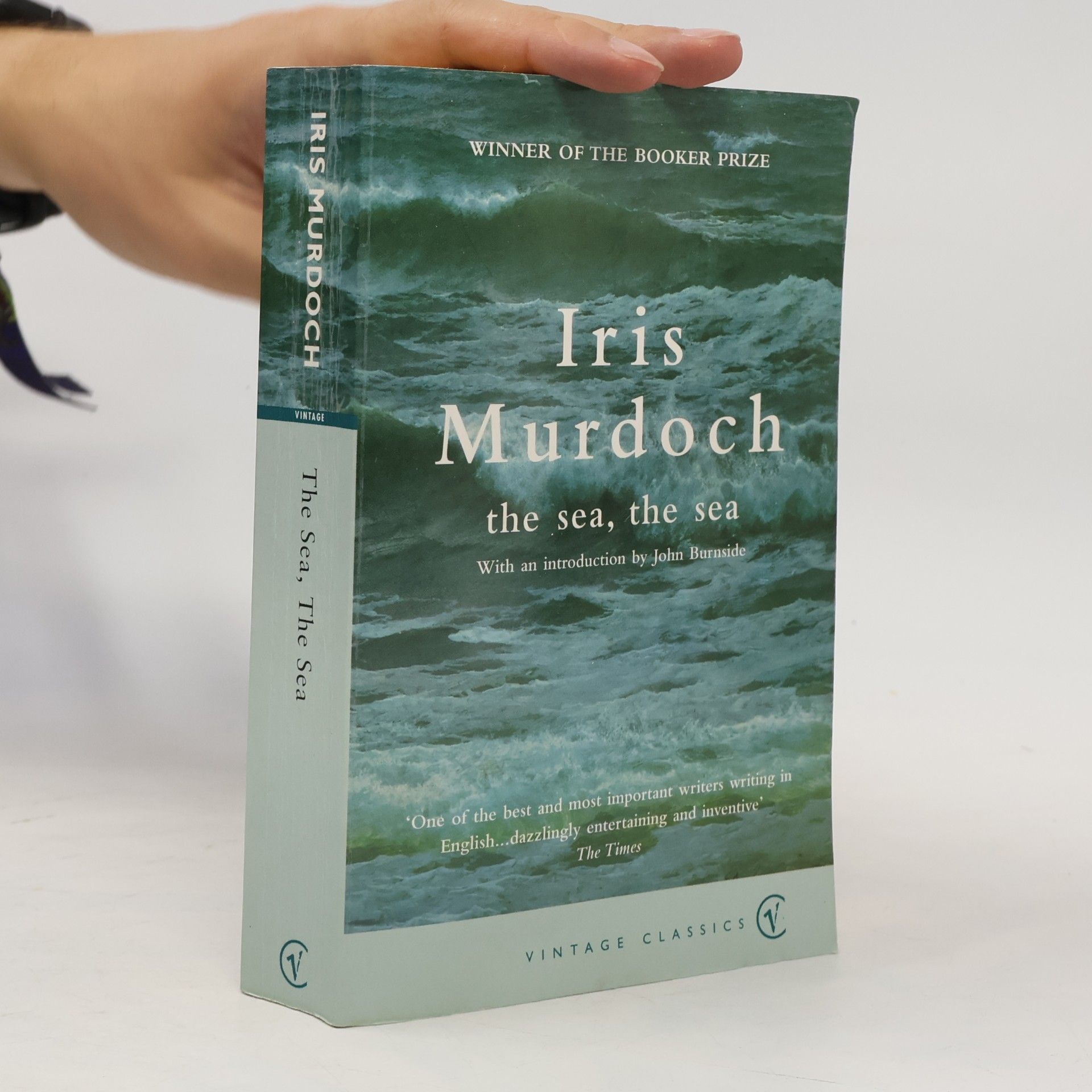 Iris Murdoch The sea, the sea