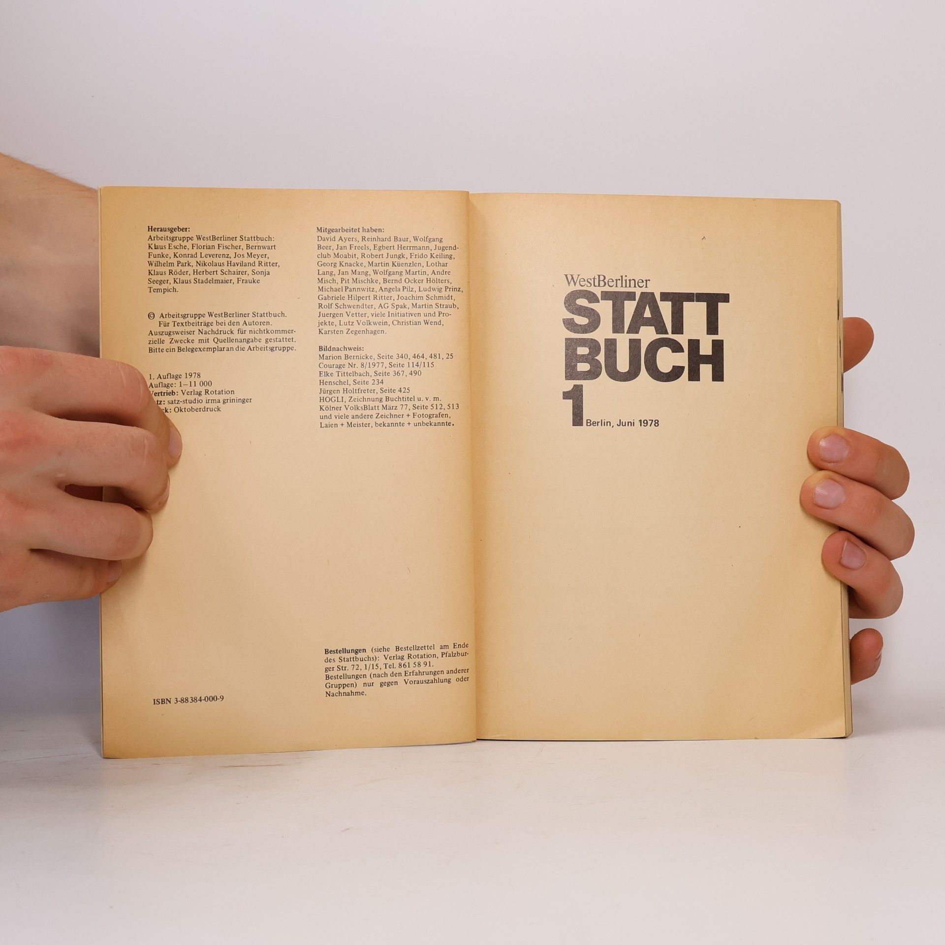 Kolektiv autorů WestBerliner Stattbuch 1