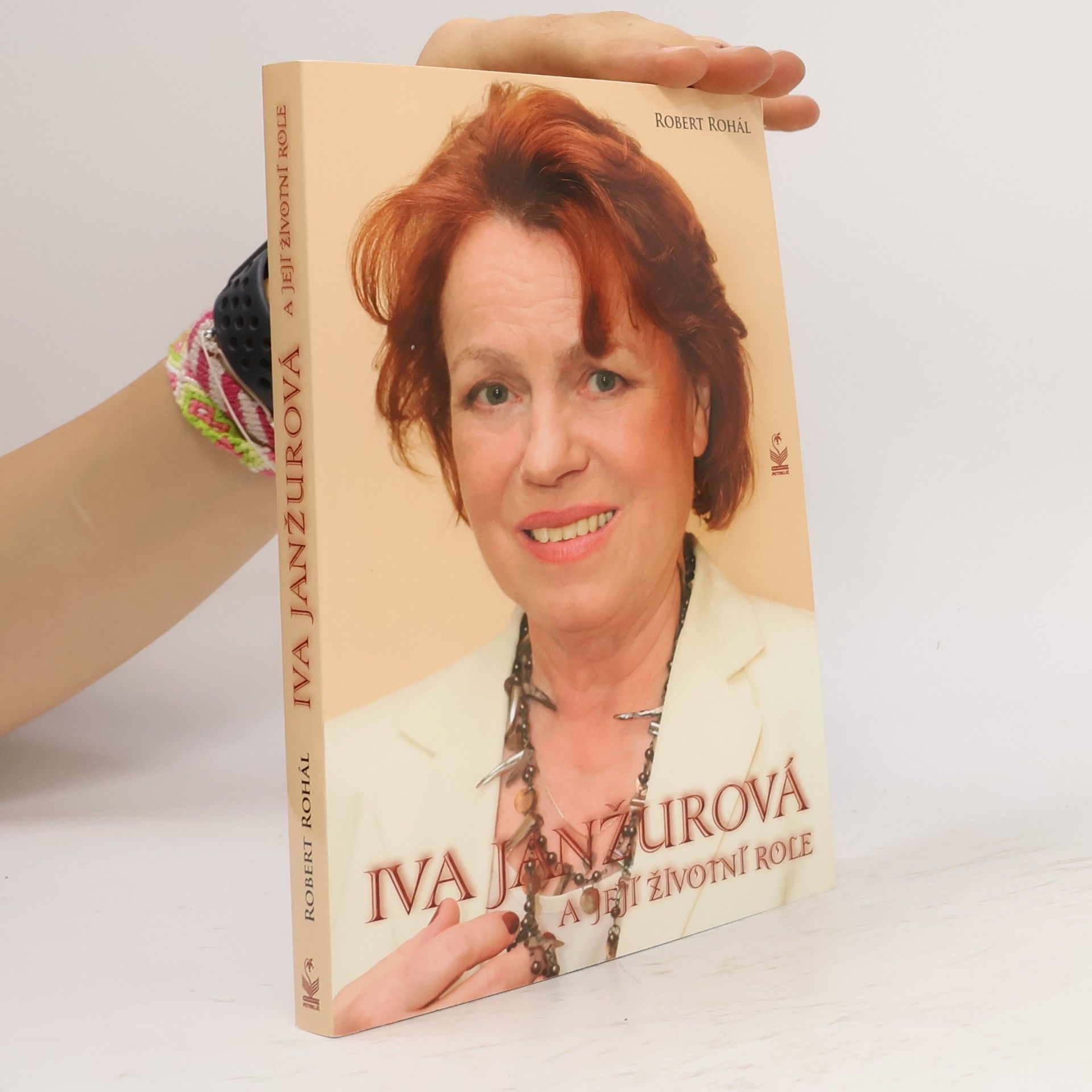 Robert Rohál Iva Janžurová a její životní role