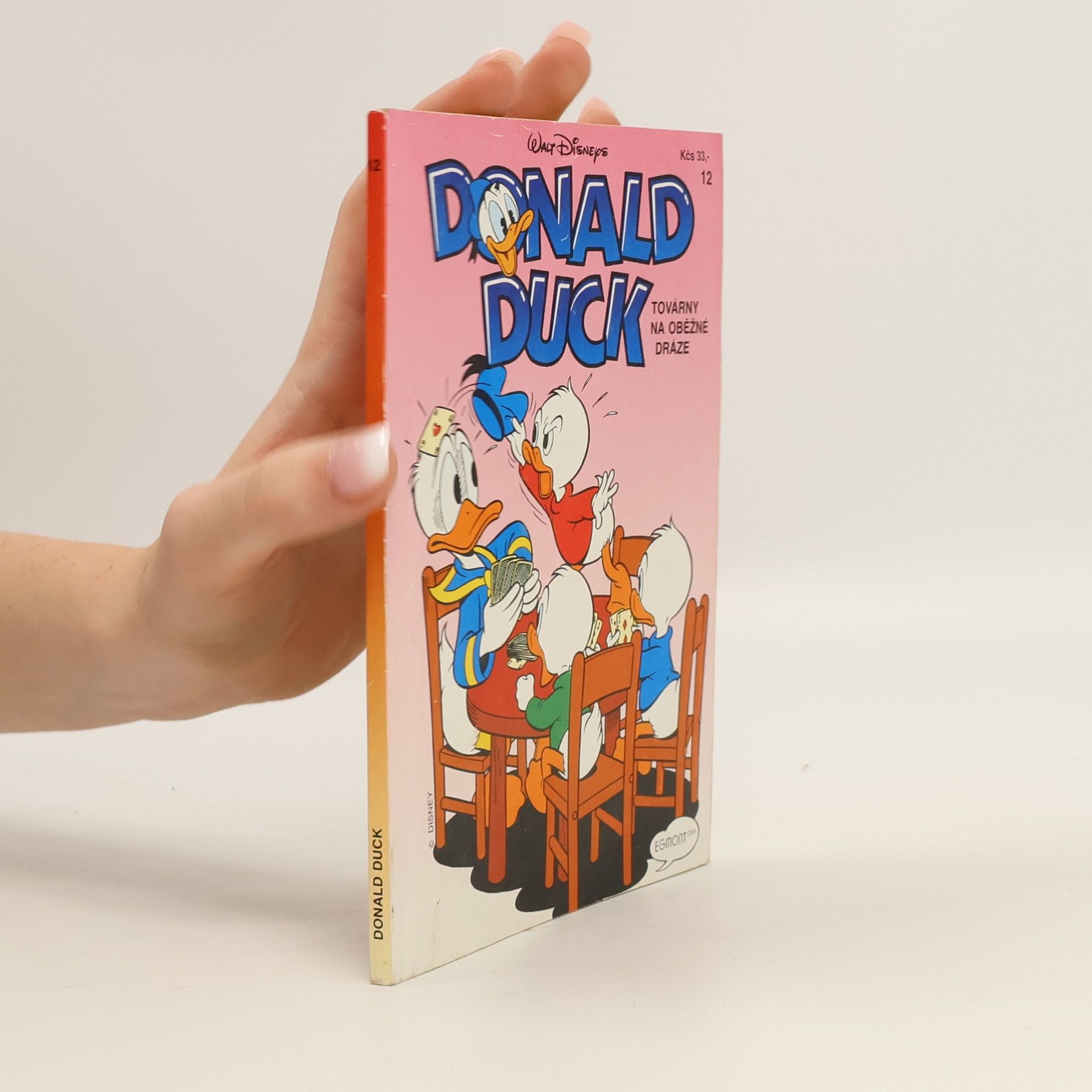 Donald Duck 12 - Továrny na oběžné dráze
