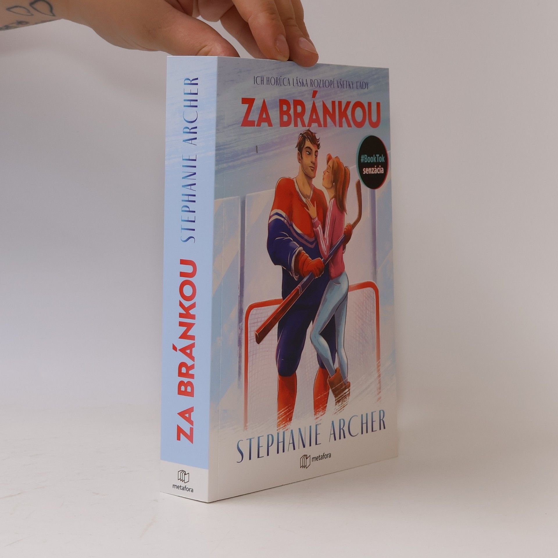 Stephanie Archer Za bránkou